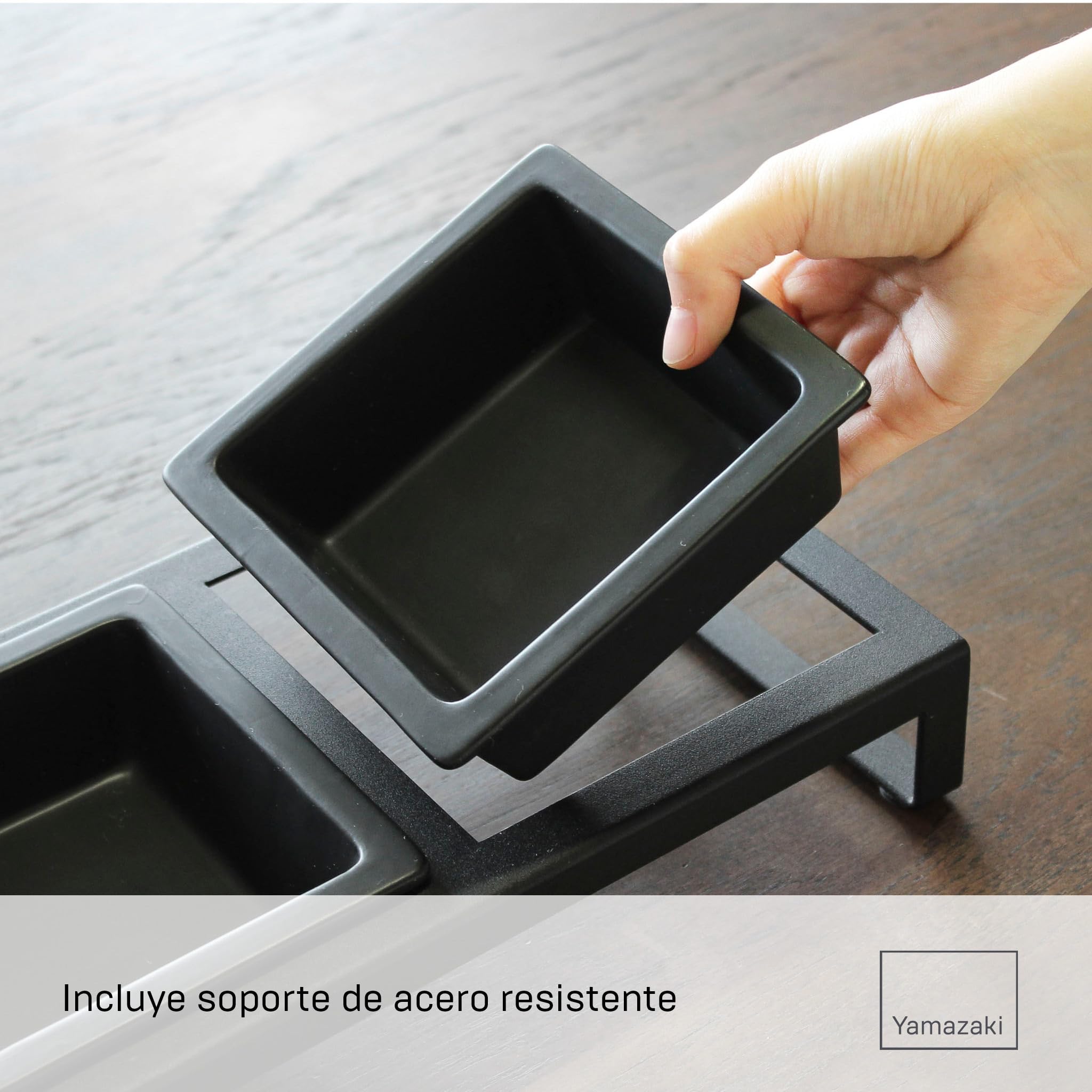 Yamazaki 4745 Tower Juego de Soporte para Cuencos de Comida para Mascotas, Negro, Acero/Cerámica, Minimalista, 29 x 15.5 x 10 cm