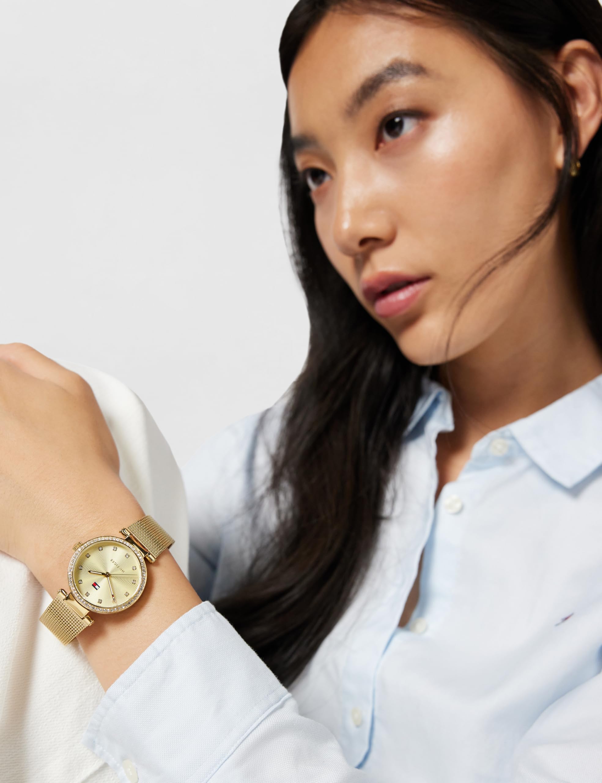 Tommy Hilfiger Analog Quarzuhr für Damen mit Goldfarben Edelstahl-Mesh-Gliederarmband - 1782507