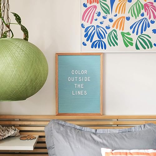 Miniatura 61 de Letrero de fieltro negro y letras blancas de 10 x 10 pulgadas Este letrero personalizable incluye 300 letras de plástico y marco de roble., Negro