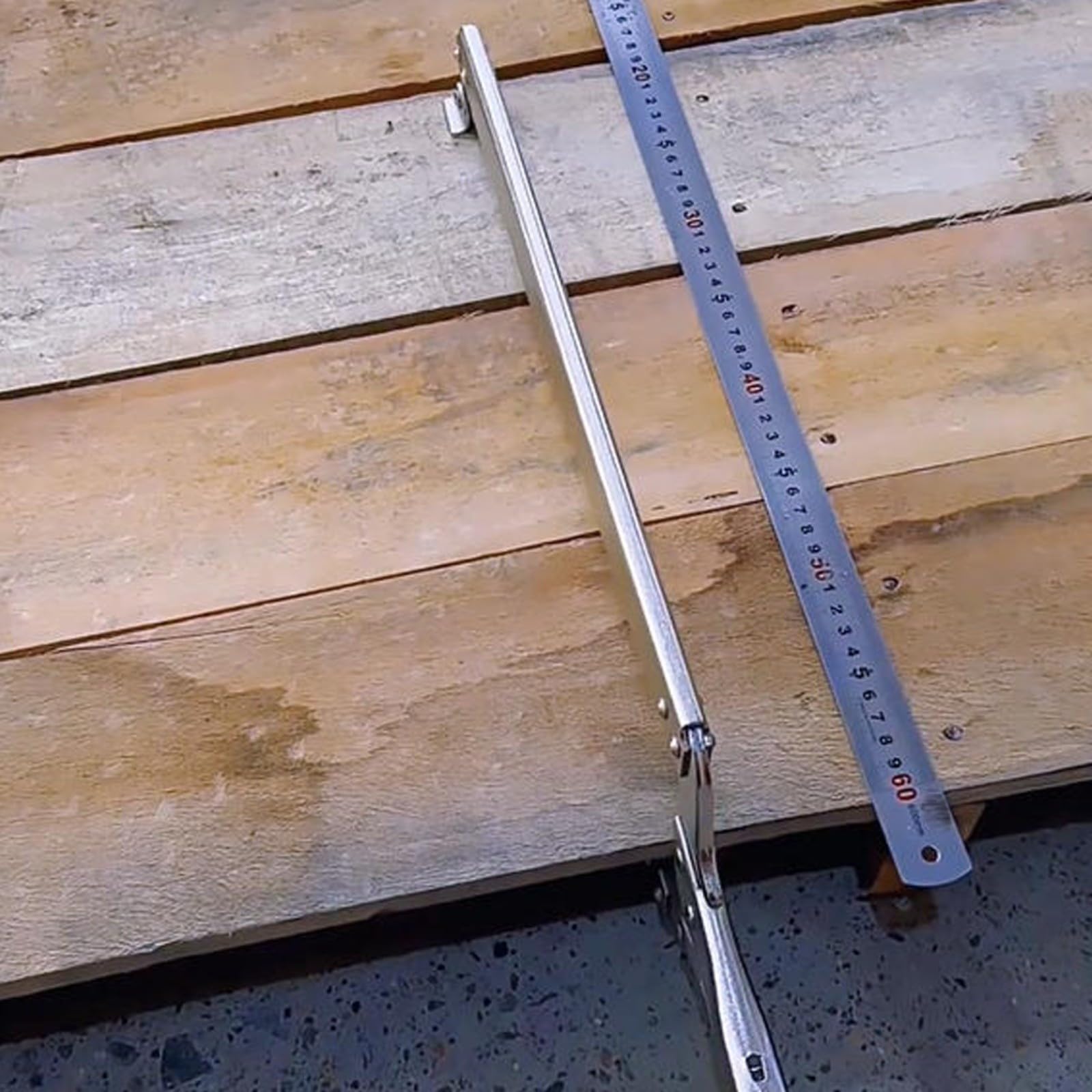 Pinze di bloccaggio extra lunghe da 61 cm, per morsetto in acciaio al carbonio resistente con apertura di 34 cm, saldatura regolabile, presa sicura e sgancio rapido (A)