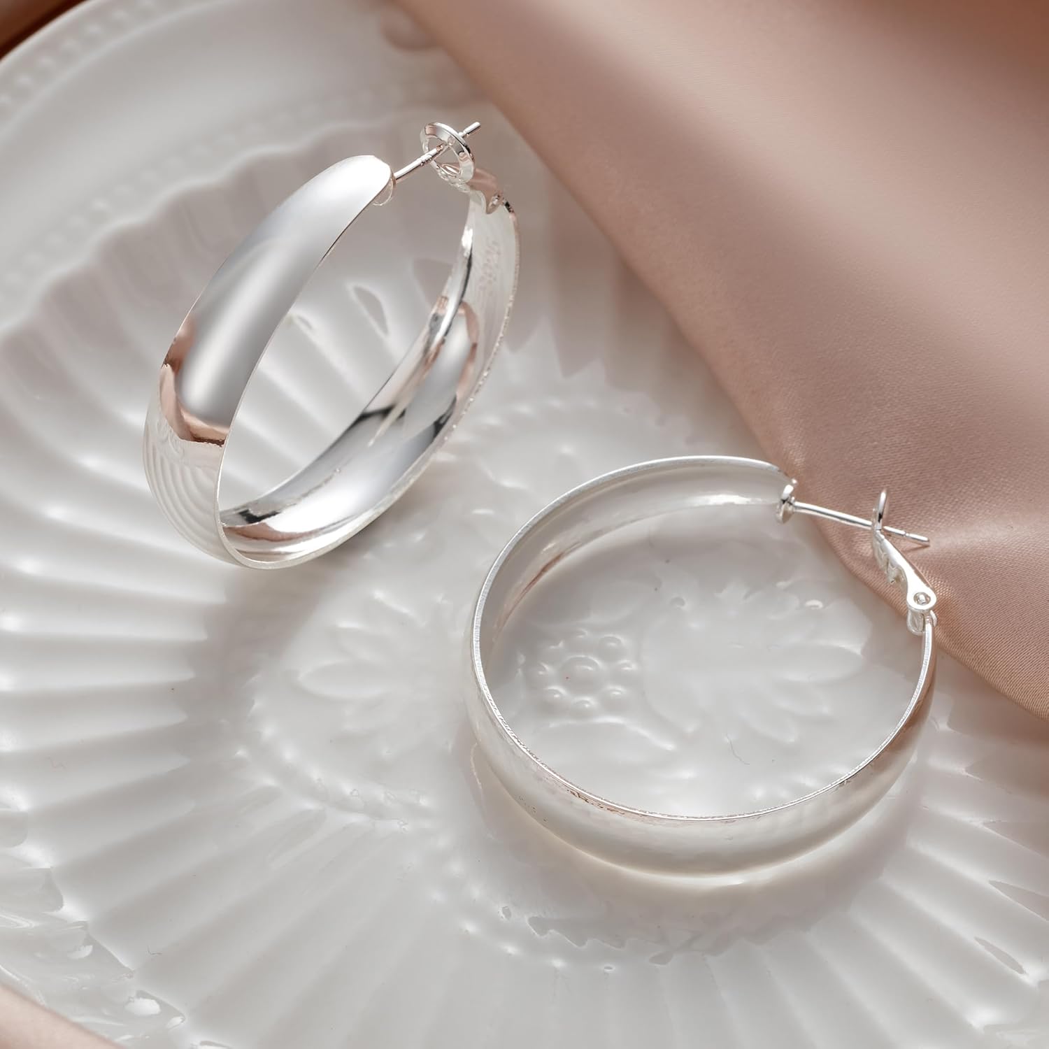 5-8mm Tapered Design Thick Large Hoop Earrings for Women Trendy Hypoallergenic 925 Sterling Silver Post 14K Gold Hoop Earrings Non Tarnish Lightweight Big Chunky Gold Hoops 30/40/50/60MM - Image 7