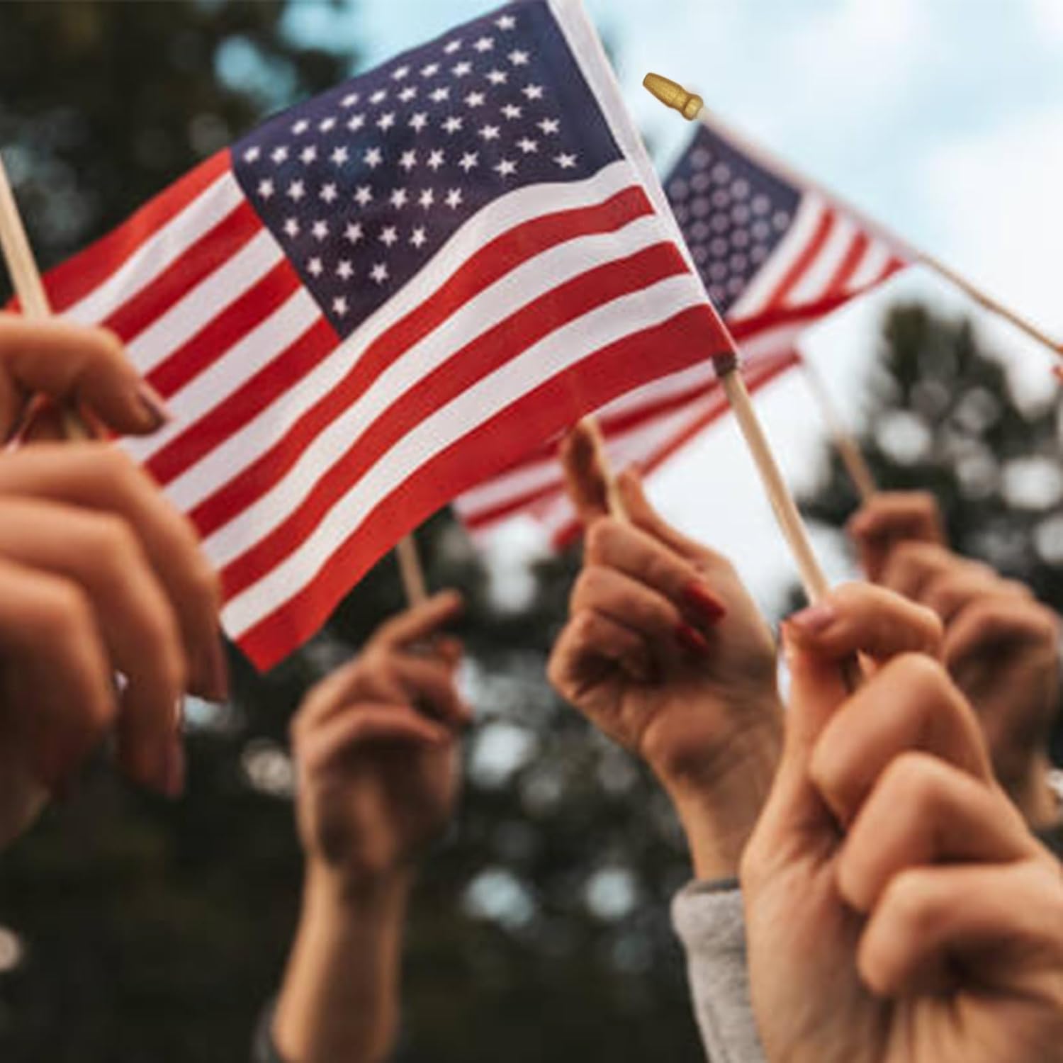 1100 Pcs Small American Flags on Stick 4x6 Inch Mini American Flags with Safety Spear Tip Bulk Solid Wooden Pole Handheld US Flag for Parades Independence Day Memorial Day 4th of July Decorations