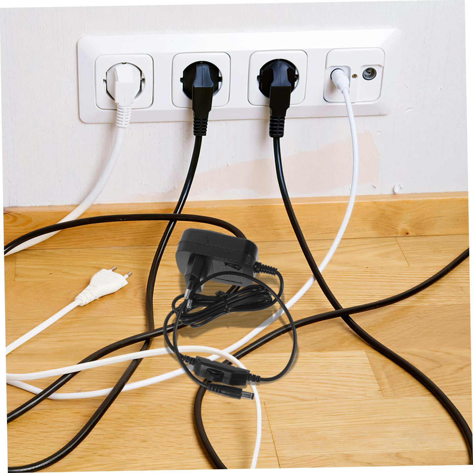 Removedor de Callos Eléctrico para Pies 12 W Recargable Dorado | Aluminio, Rotación Ajustable, para Piel Seca y Agrietada, Uso en Casa, Talones y Plantas