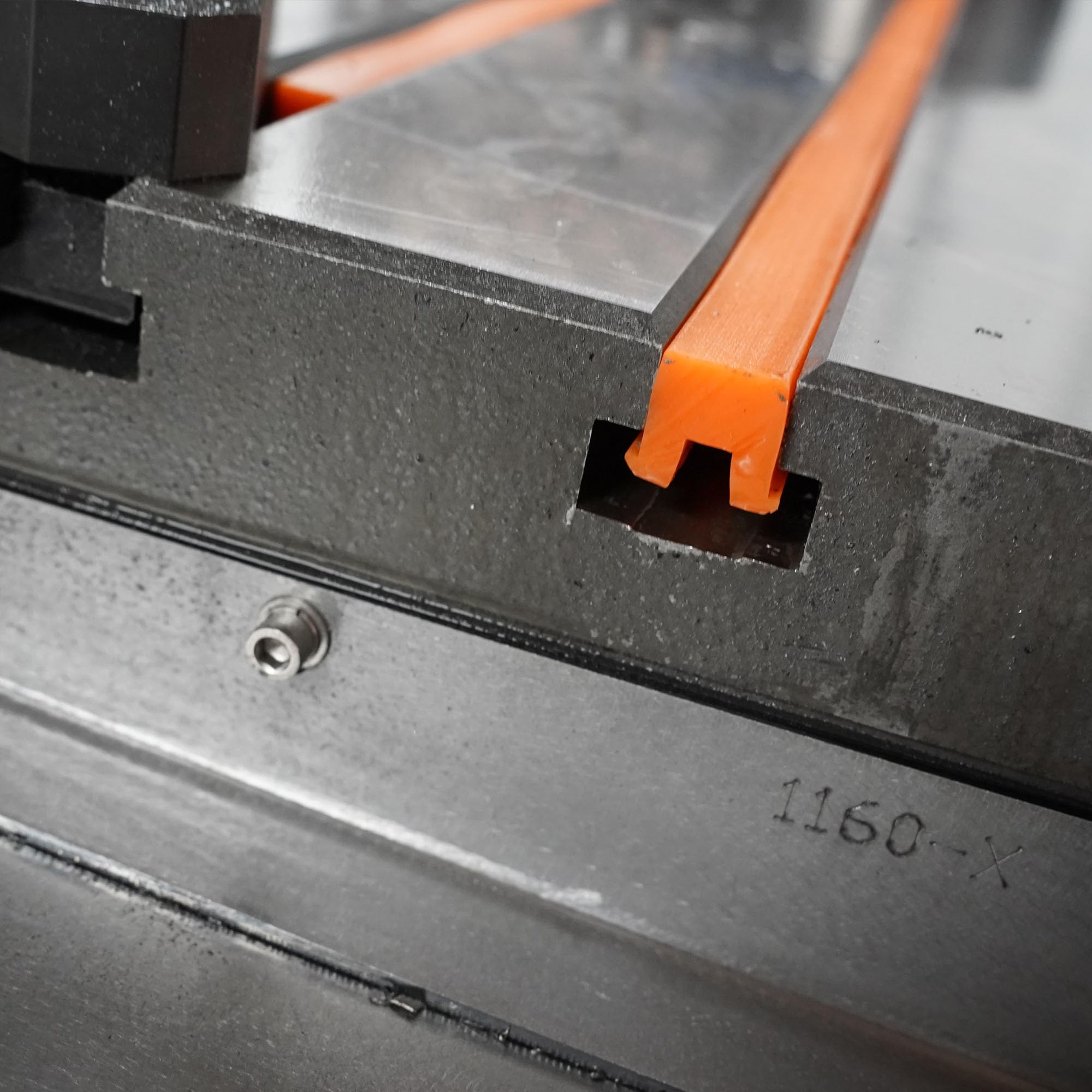 T-Slot Covers For Milling Machines T-slots Tool (10M) (Blue, 11/16" - 18MM)