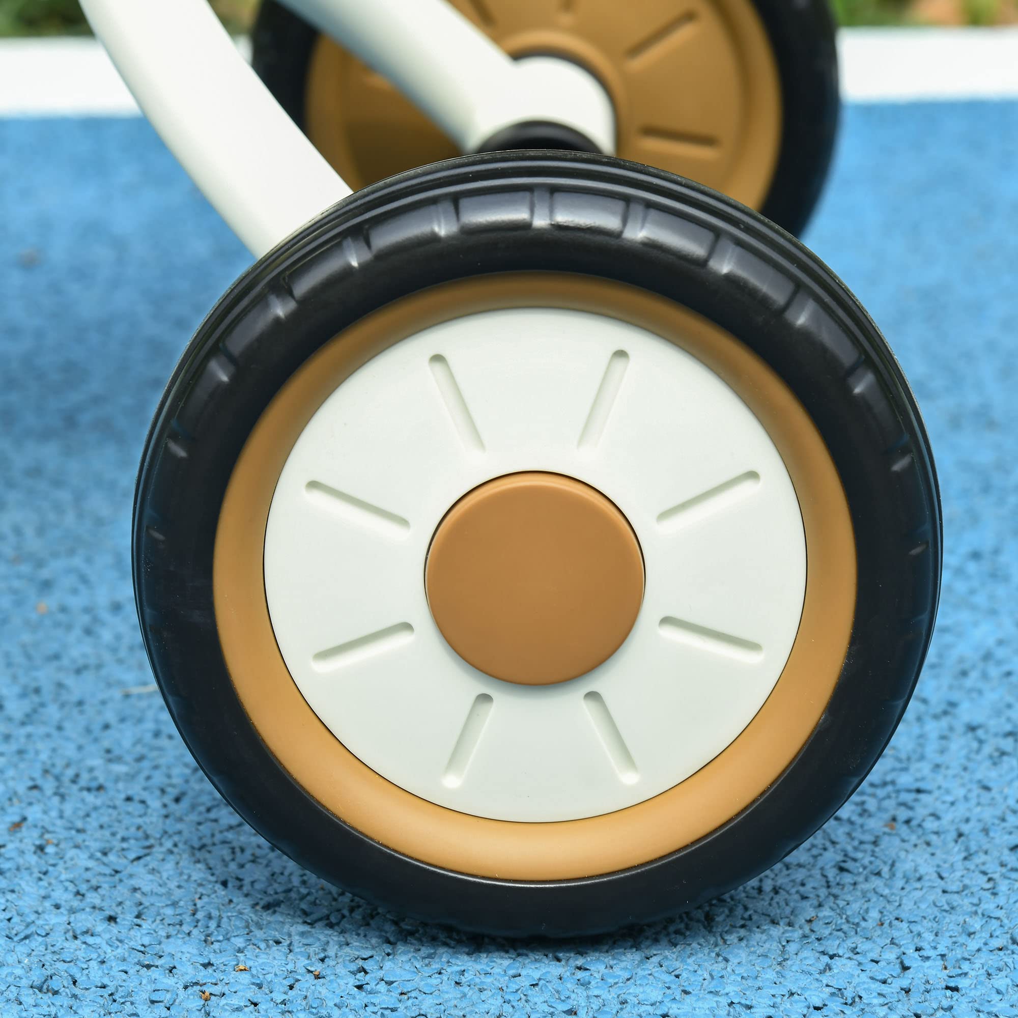AIYAPLAY Tricycle Enfants avec Sonnette et Panier - Selle réglable avec Dossier - pour Enfant de 2 à 5 Ans Blanc