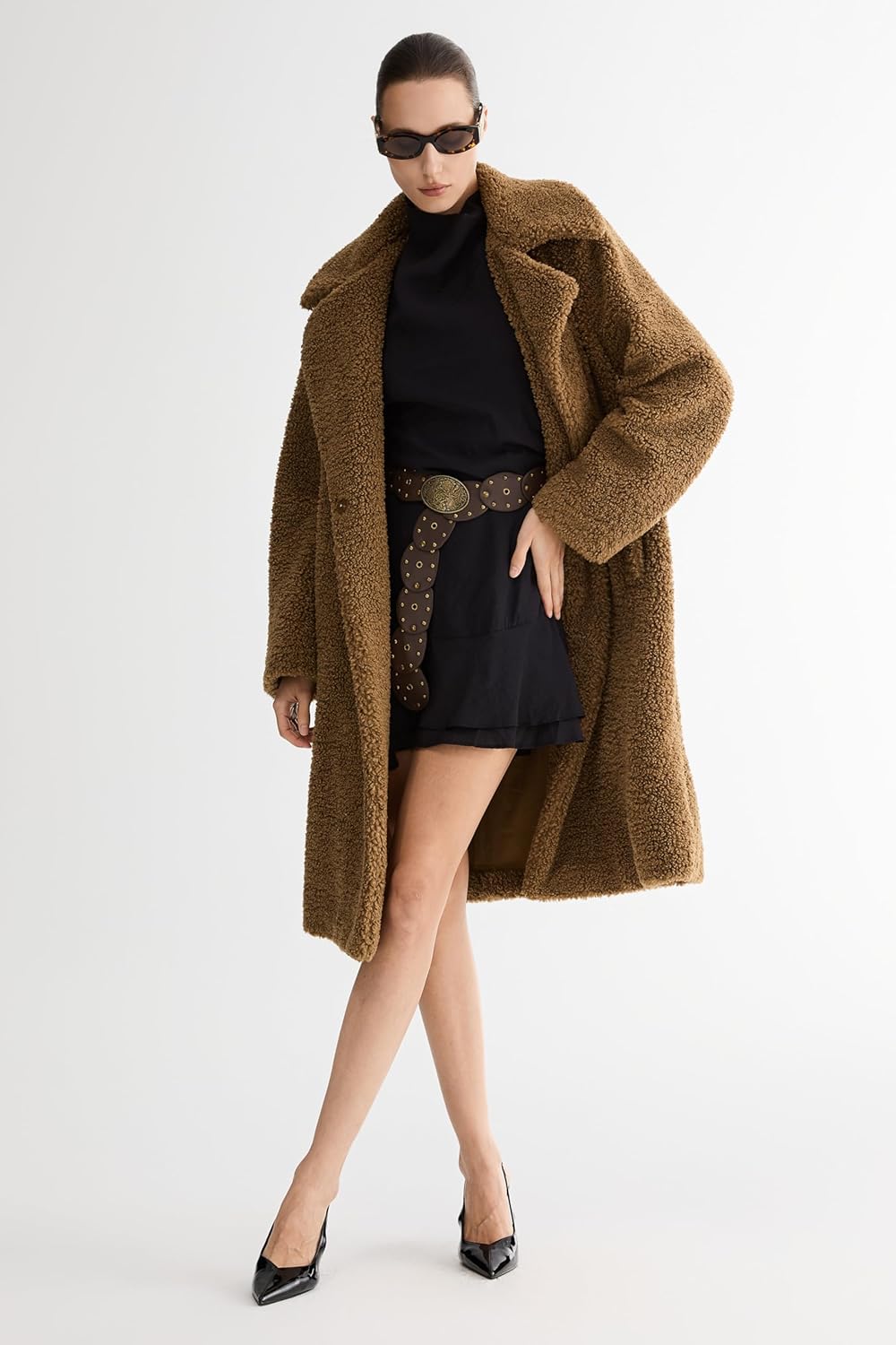 Orolay Women's Oversized Fuzzy Fleece Jacket Long Faux Fur Lapel Sherpa Teddy Coat Winter Warm Outerwear with Pockets - Image 2