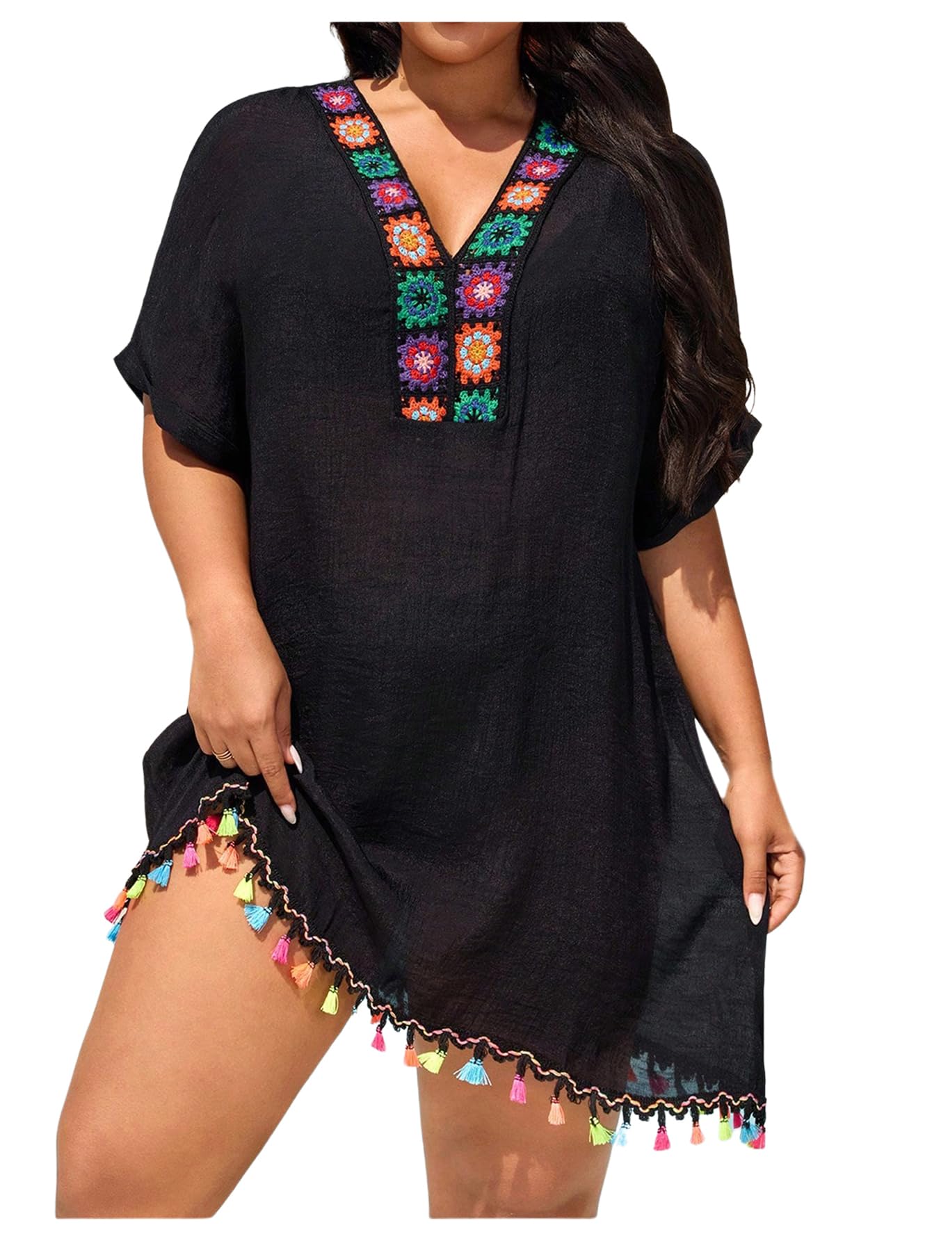 Robe de plage grande taille col en V coupe flatteuse noire