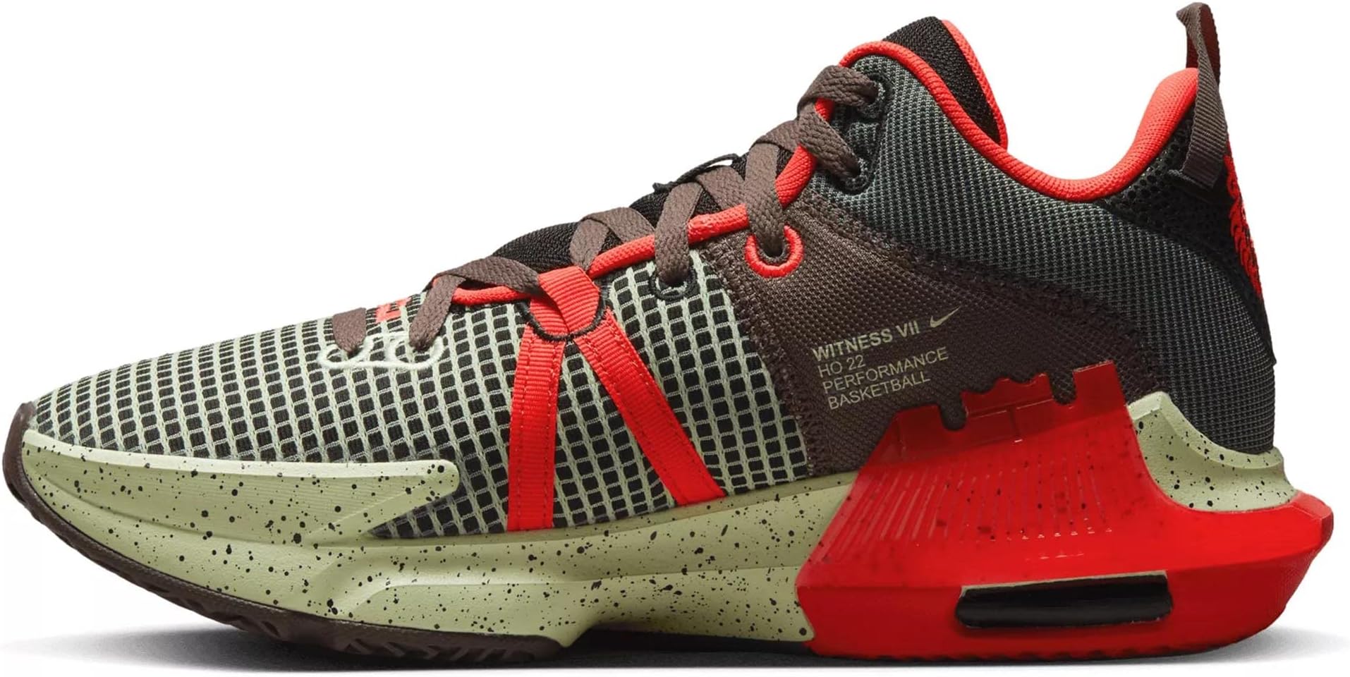 NikeLebron Witness VII, Three Quarters Tall Man