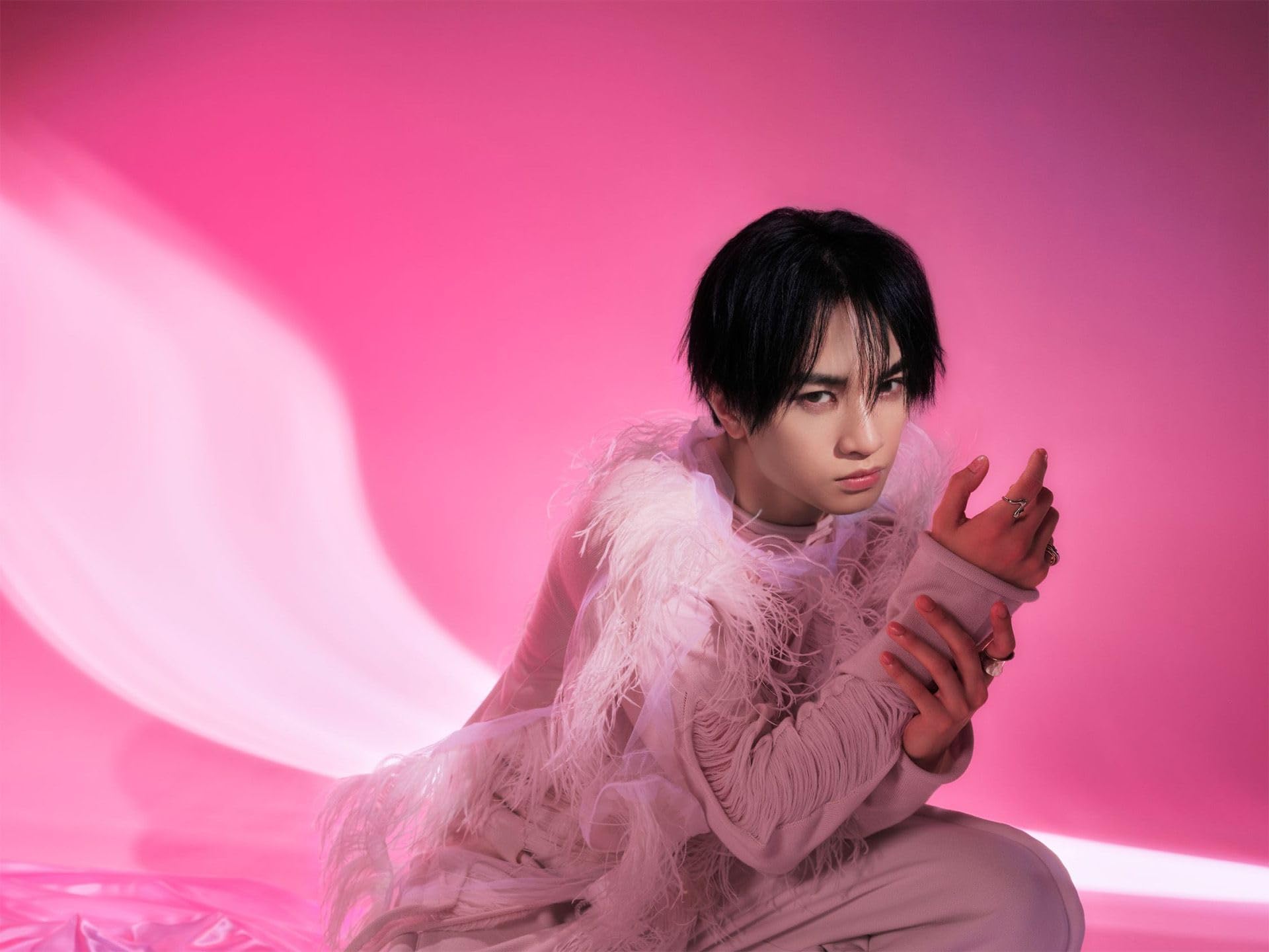 SixTONESのTHE BALLERSからの楽曲THE BALLERSをAmazon Musicで