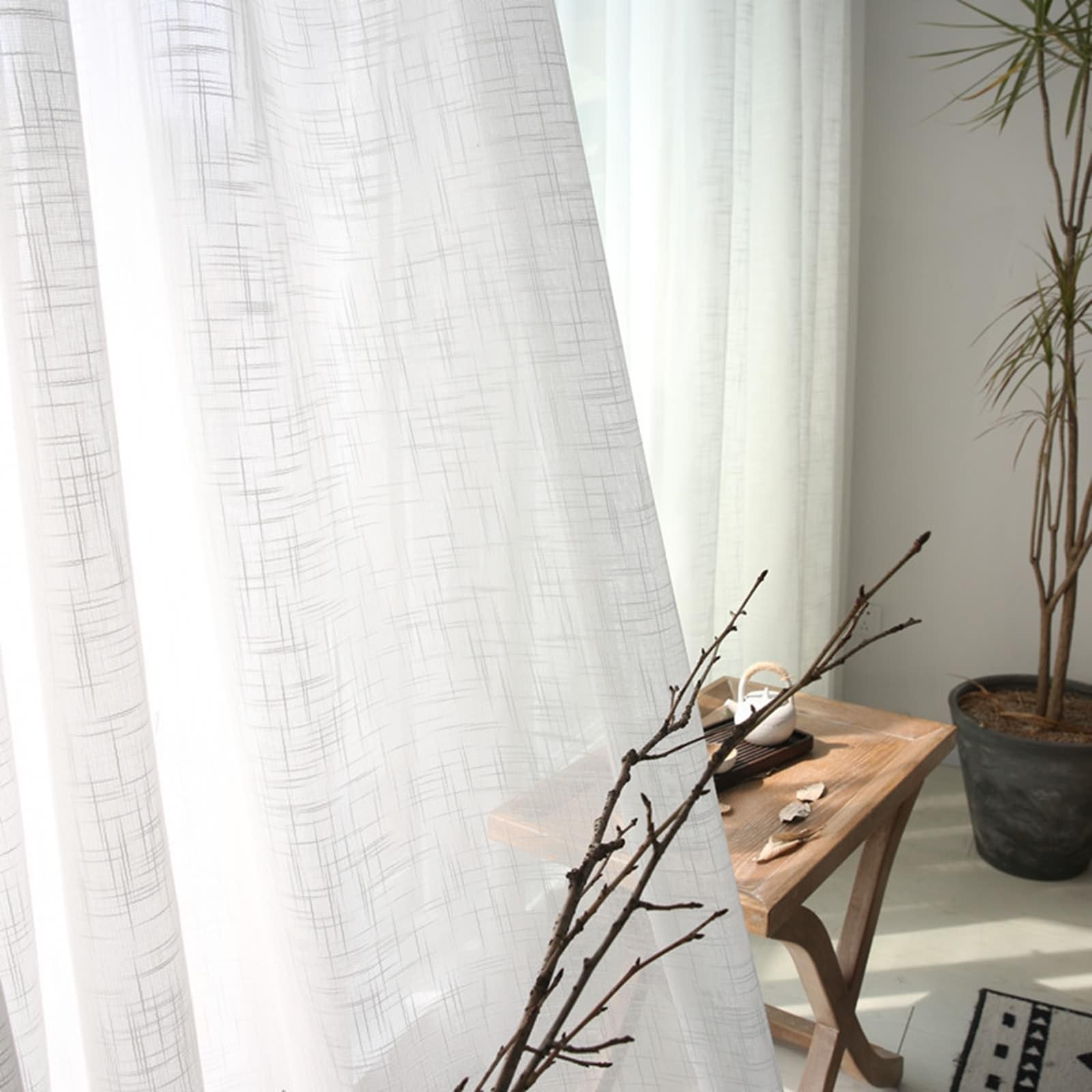 Voilages blancs salon et porte française lot de 2 rideaux effet lin chic