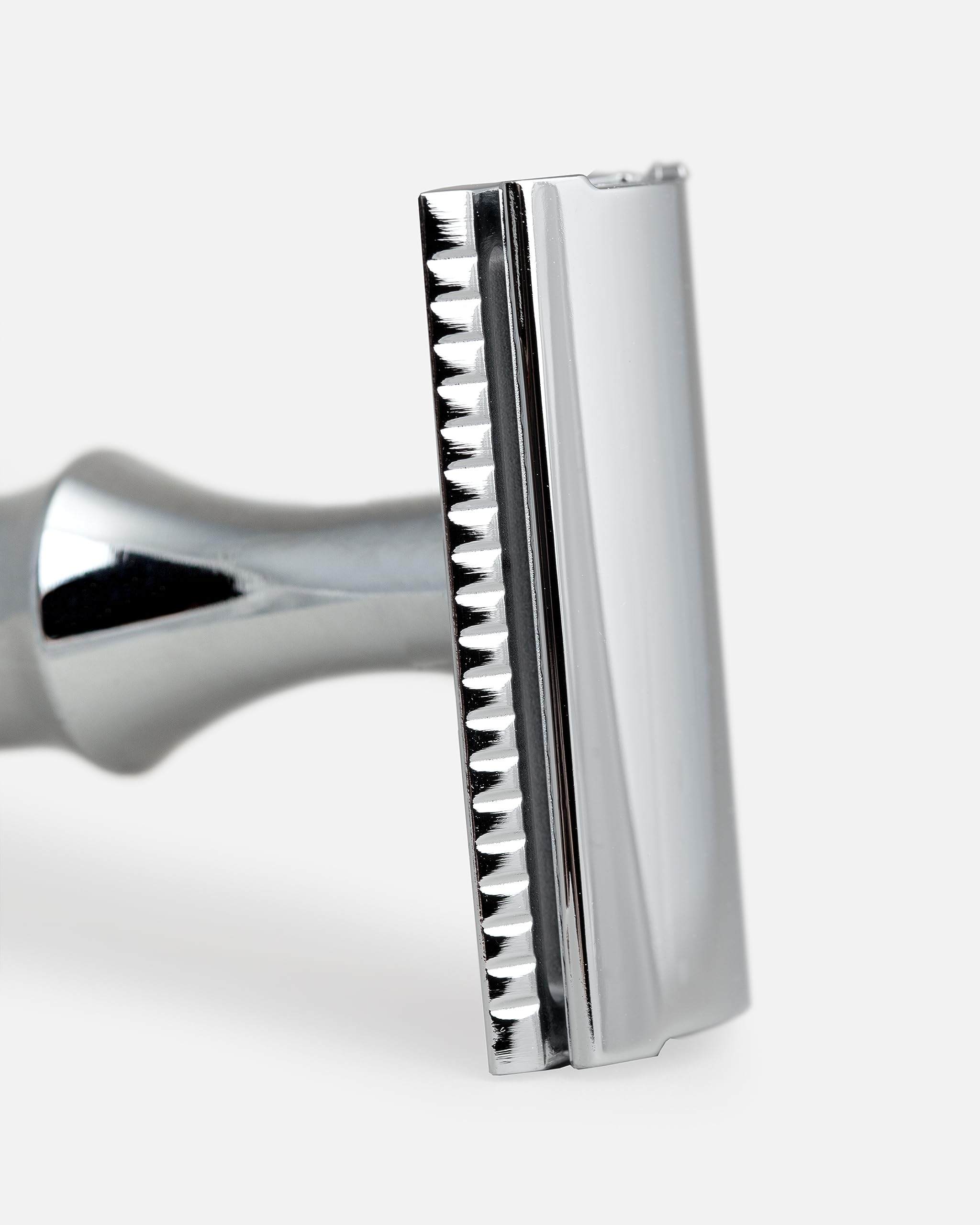 G&F Timor® Rasierhobel 1920 mit langem Edelstahlgriff 100 mm, geschlossener Kamm