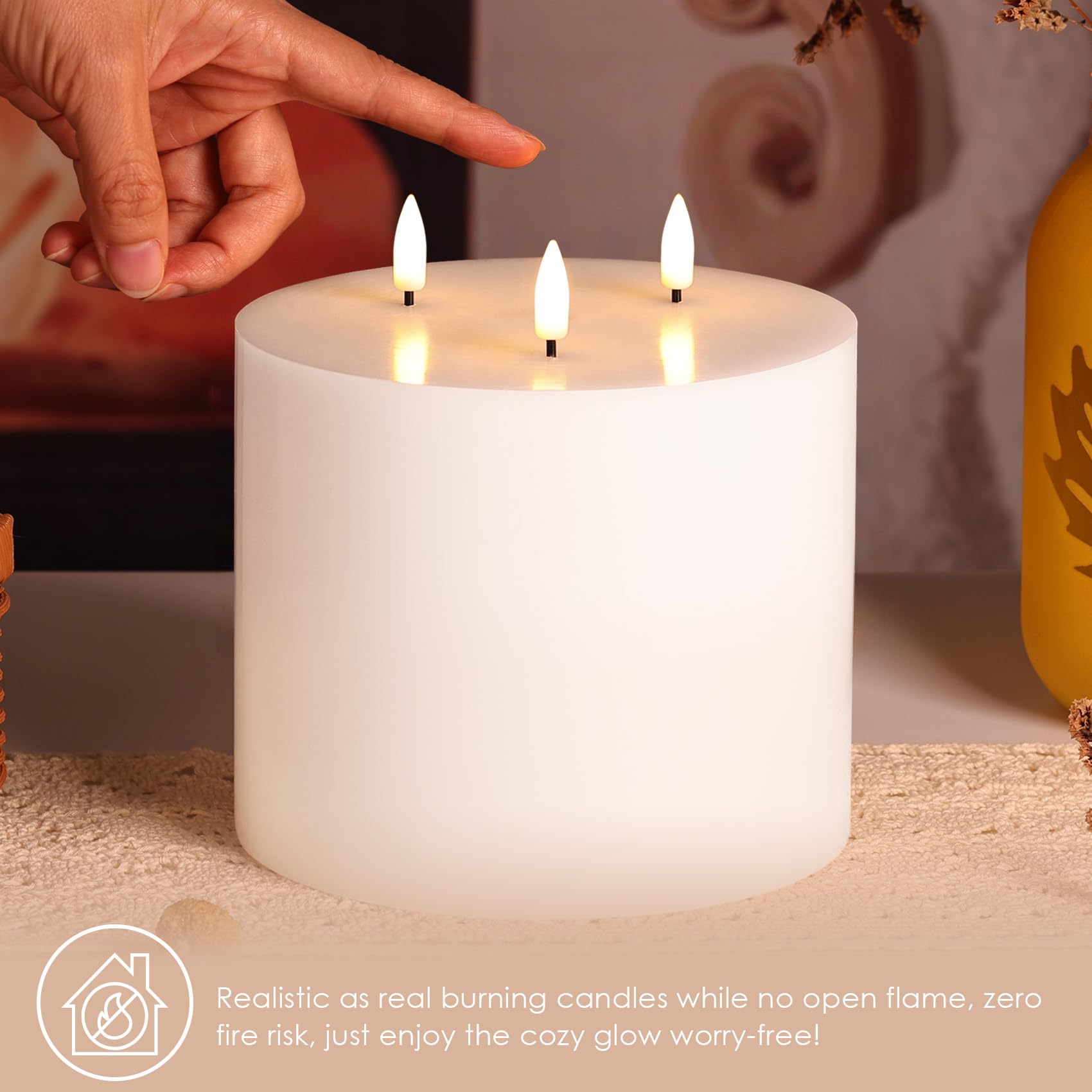 Candela bianca senza fiamma a 3 stoppini con telecomando, 15,2 x 15,2 cm, candela gigante a LED, funzionamento a batteria, in vera cera tremolante
