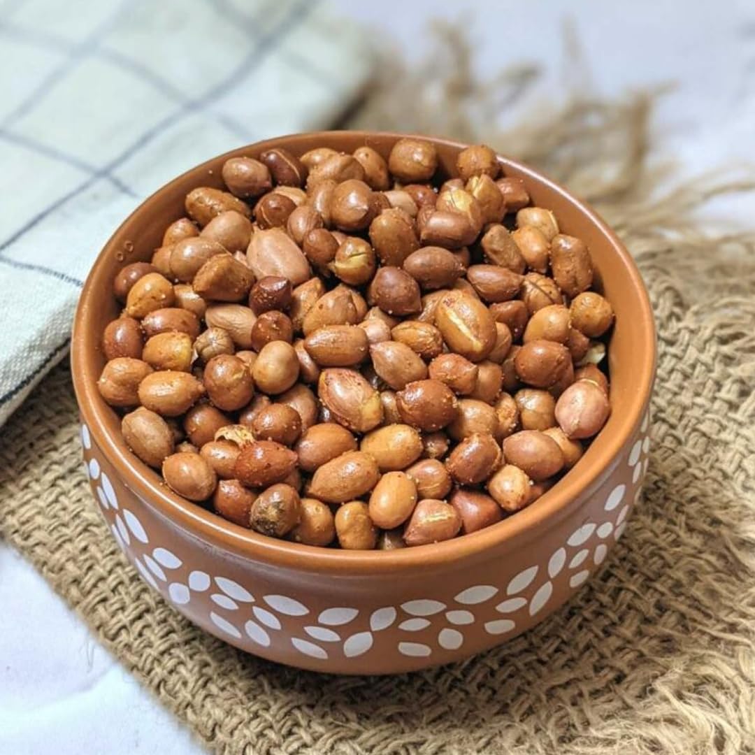 Naturalee Peanuts, With Skin Spanish Peanuts 2 lbs - Roasted & Salted - Heart Health, High Protein (Pack of 2)