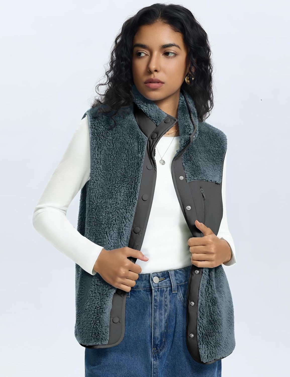 Rapbin Vests for Women Lightweight Stand Collar Sherpa Fuzzy Fleece Vest Buttoned Sleeveless Jackets with 3 Pockets - Image 3
