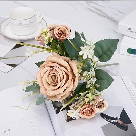 Amazon 花瓶と造花 新しい美しい大きなバラの枝人工シルク花ホーム結婚式の装飾レトロな秋の大きいバラの白い偽の花の装飾 花束 Color Coffee 造花 オンライン通販