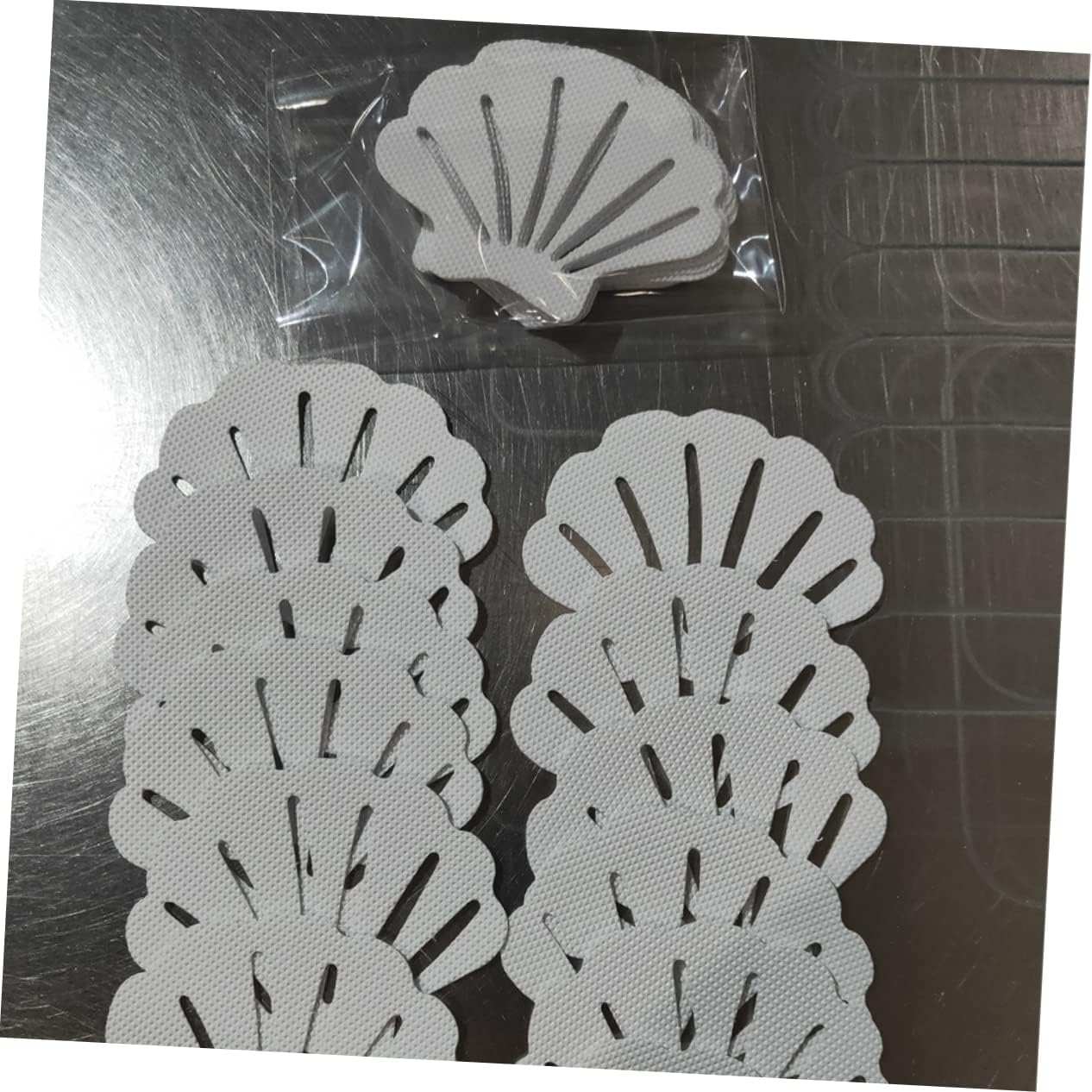 ULTECHNOVO 22-Piece Bathroom Anti-Slip Stickers Set Shell and Round Non-Slip Strips Adhesive Safety Decals for Bathtub and Shower Waterproof and Sturdy for Family Use