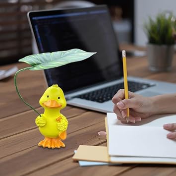 Garden Duck Outdoor Statue, Funny Little Duck Figurine Holding Lotus Leaf Umbrella Resin Yard Art Sculpture, Garden Statues for Outdoor Yard Pond Home Office Desk Tabletop Car Yellow