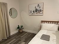 Review Image by Schnapps Schnapps