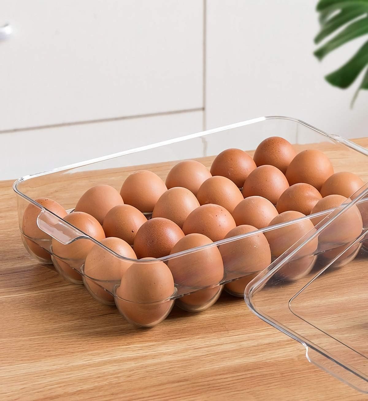 YiKitHom 24 Egg Holder for Refrigerator, Stackable Egg Storage Container for Fridge, Plastic Egg Organizer Bins with Lid & Handles, Clear Egg Tray