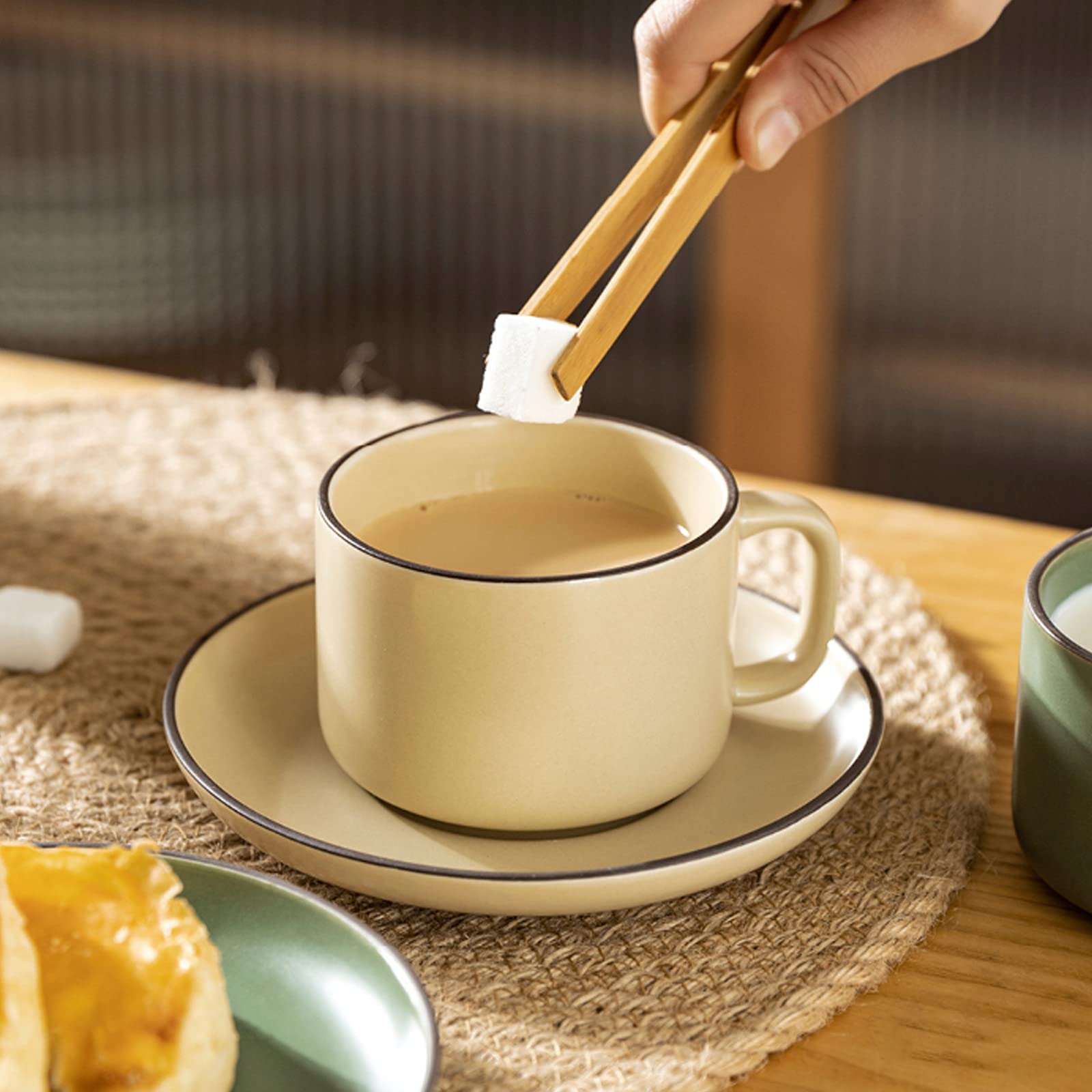 Wykwintna ceramika, ceramiczne filiżanki do kawy i spodki, filiżanki do espresso z pasującymi spodkami, zestaw filiżanek do herbaty i spodków, kubki porcelanowe, ceramicz