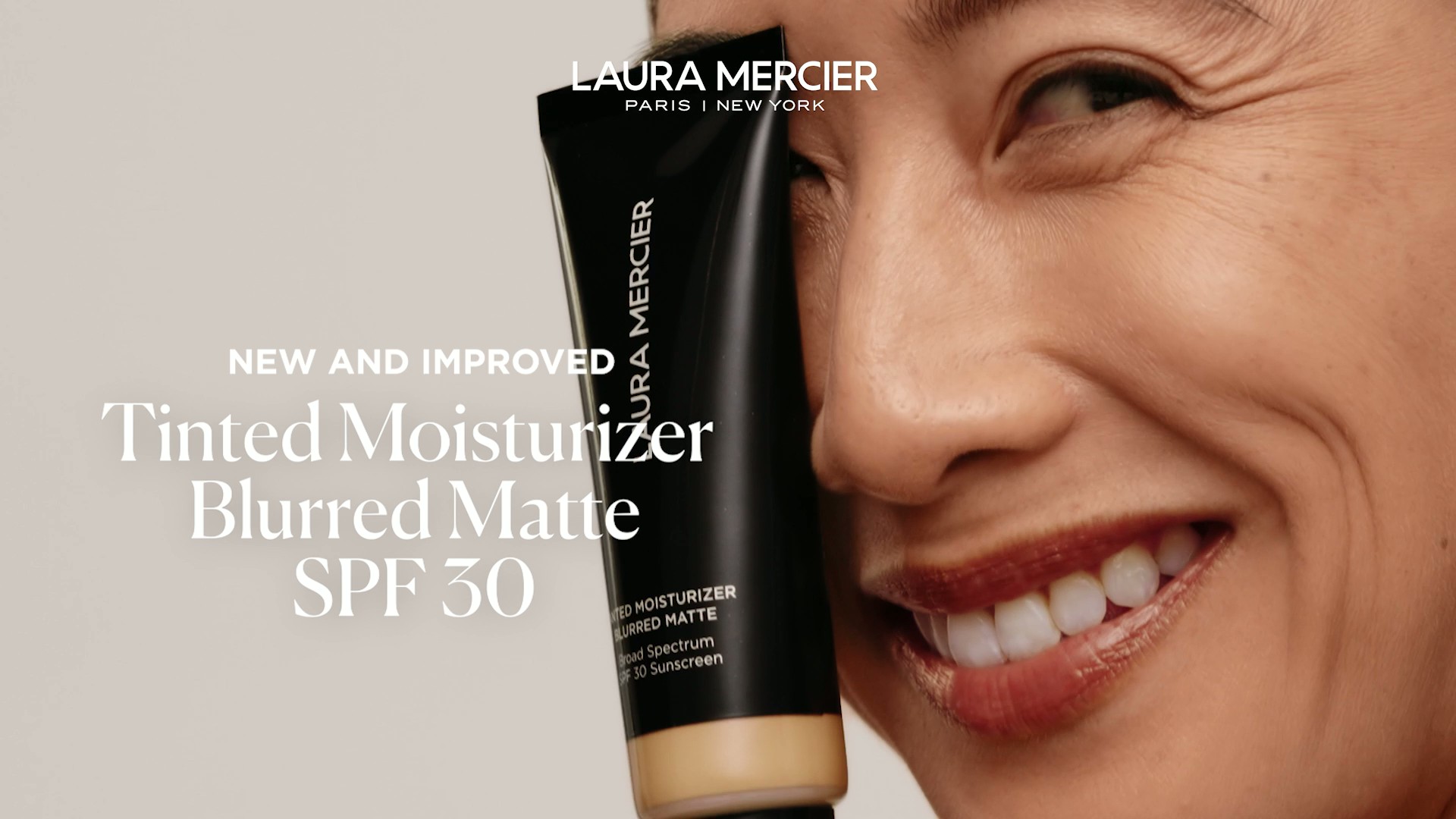 Laura Mercier Tinted Moisturizer Blurred Matte with SPF 30: 24HR+ Shine Control and Blurring, Long Lasting, Sheer to Light, Buildable Coverage, Blurs the Look of Pores, Skin Tint