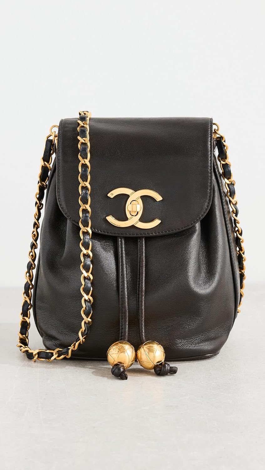 Chanel Women's Pre-Loved Drawstring Flap Shoulder Bag - Image 2