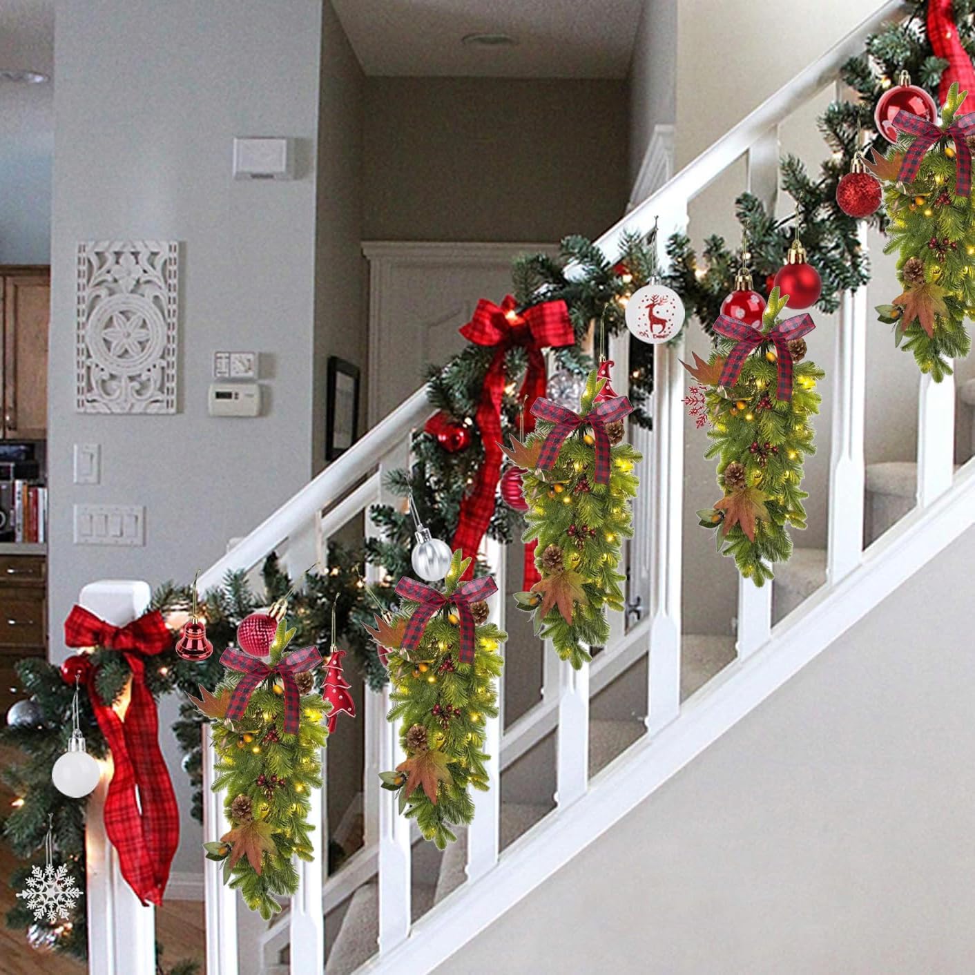 Christmas Teardrop Swag 17.7 Inch Prelit Pine Branch Swag Stairway Swag Tear Drop Christmas Wreath with LED Artificial Swag Wreath Decoration for Door Indoor Outdoor Home Hanging Decor (3pc)
