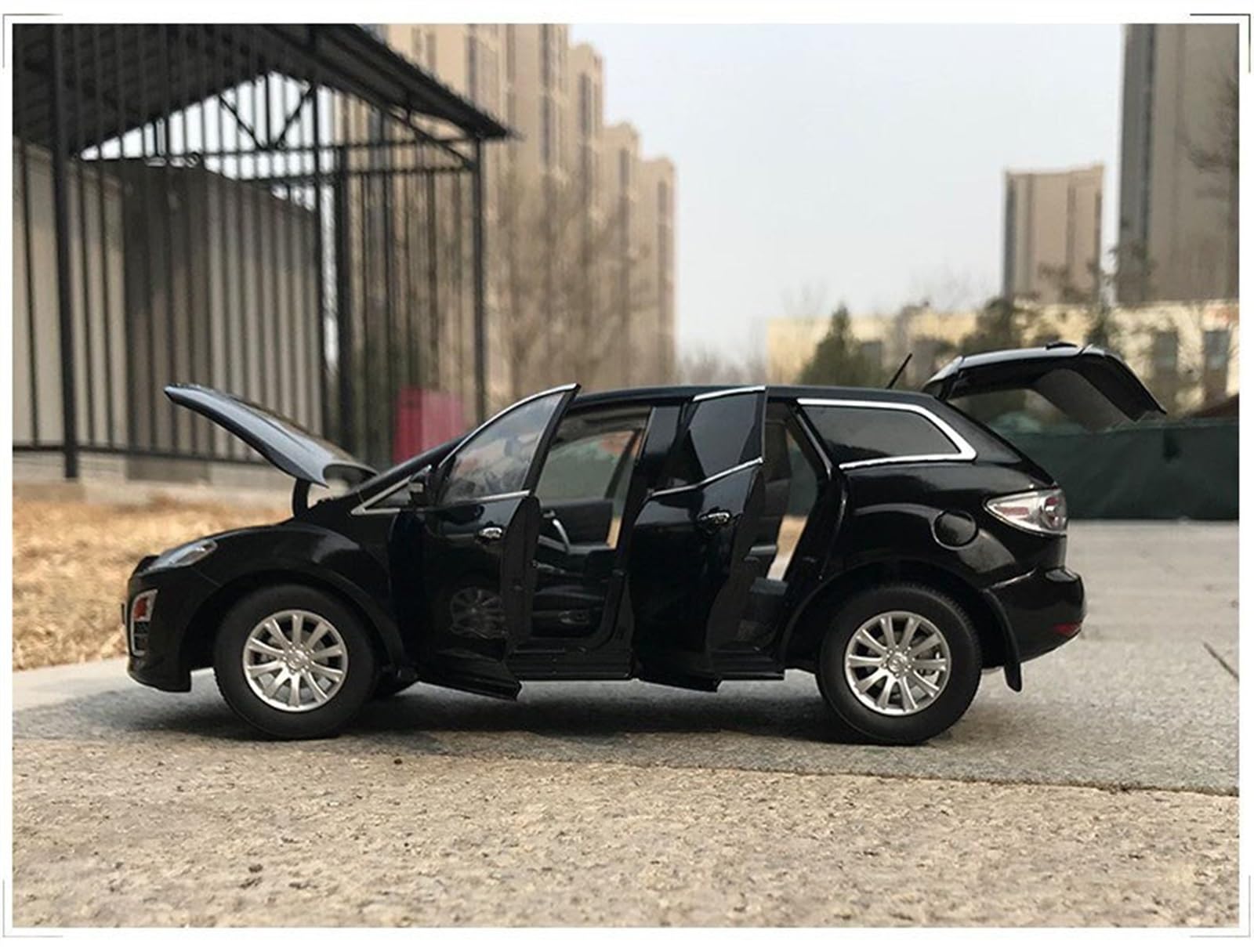 Amazon.co.jp: Scale Model Vehicle 1:18 Mazda CX-7 SUV Scale