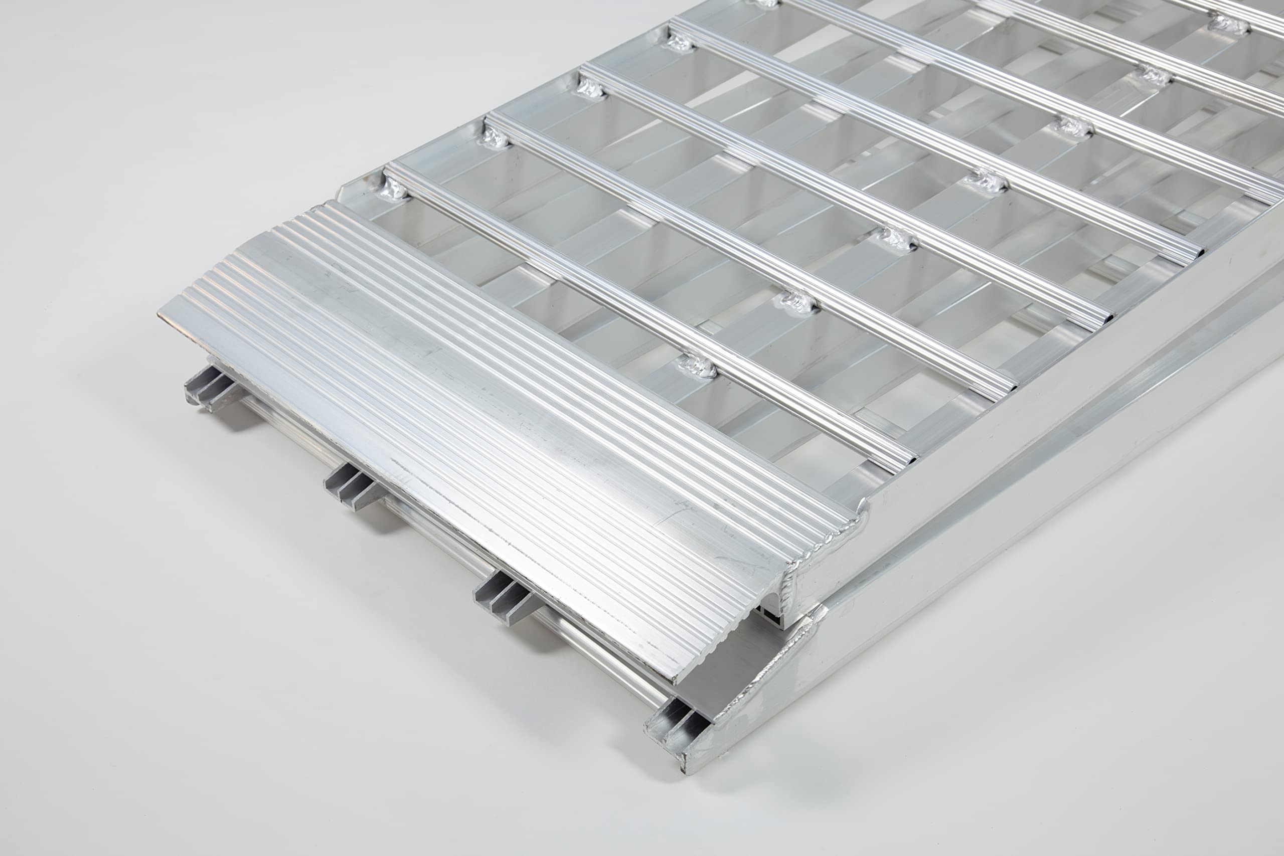 The Ramp People Rampa de carga extra ancha para motocicleta de 2,3 m (2380 mm x 440 mm x 680 kg de capacidad) | 2380 mm x 440 mm | Rampa plegable resistente para furgonetas y remolques de aluminio