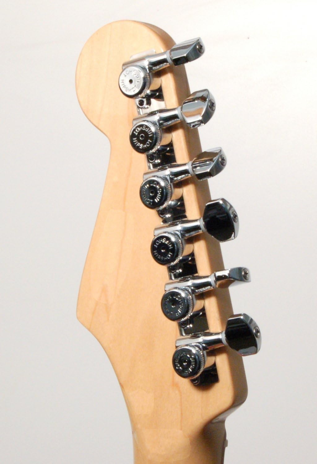 Hipshot 6 InLine Closed GripLock Staggered Tuner Upgrade Kit in