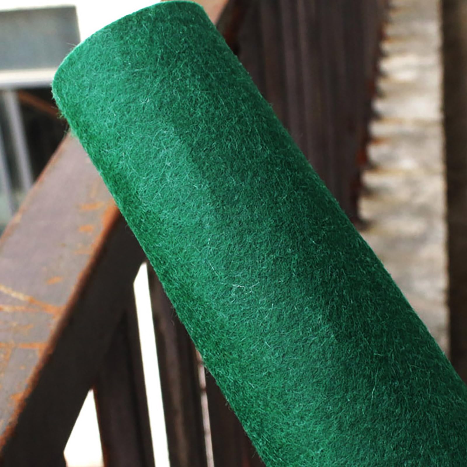 JINDAOSH 100x100cm 3mm Thick Non woven felt fabric Sheets Kindergarten DIY craft felt sheet Material for Sewing Cushion Padding Embroidery Decorations(Color:dark green)