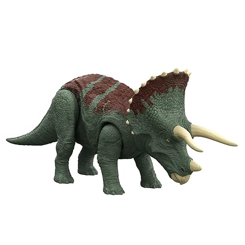 Mattel Jurassic World Dominion Roar Strikers Triceratops Dinosaur Action Figure con sonido rugiente y acción de ataque, juguete para jugar física y digitalmente