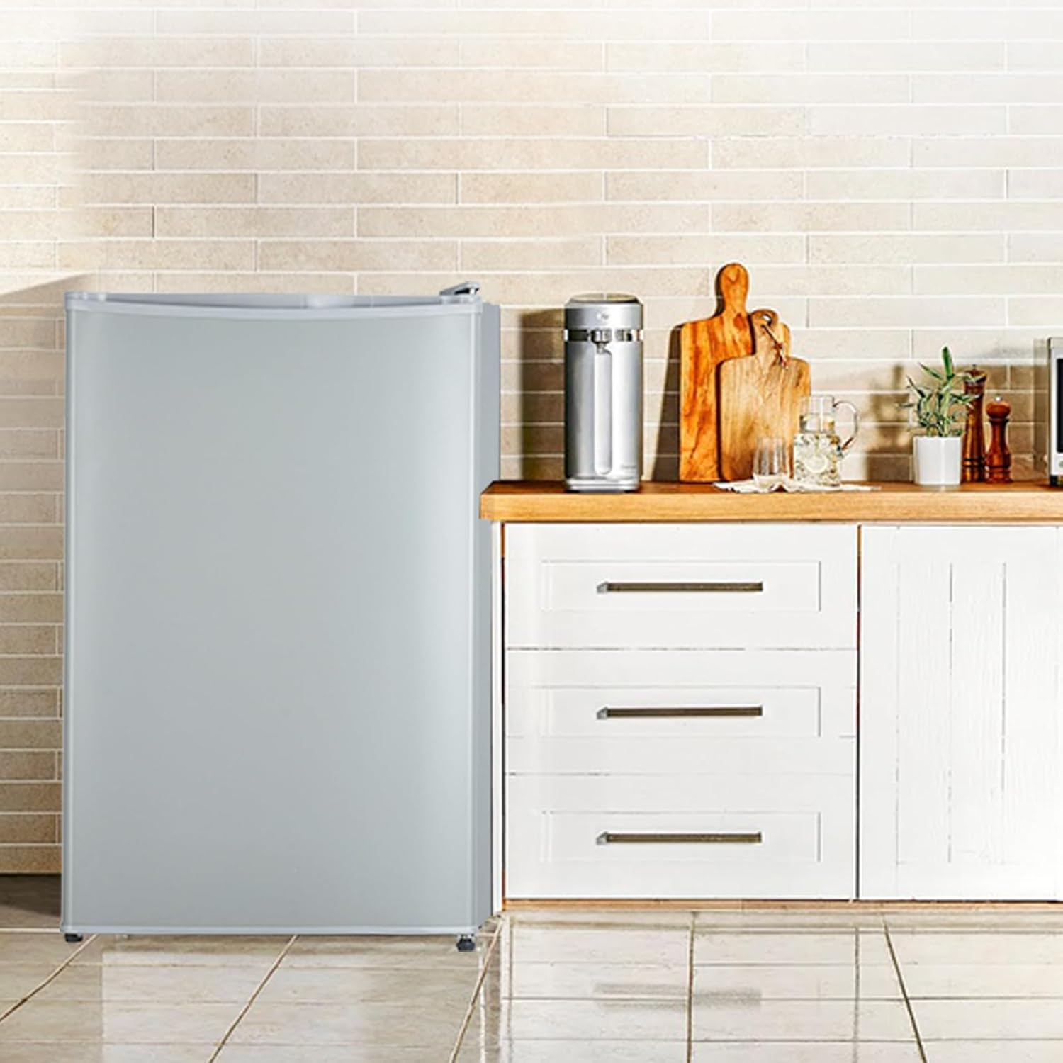 Mini Fridge with Freezer 4.3 Cu.Ft. Single Door Refrigerator with 7 Settings Temperature Adjustable for Bedroom Home Office Dorm,Small Drink Chiller,White