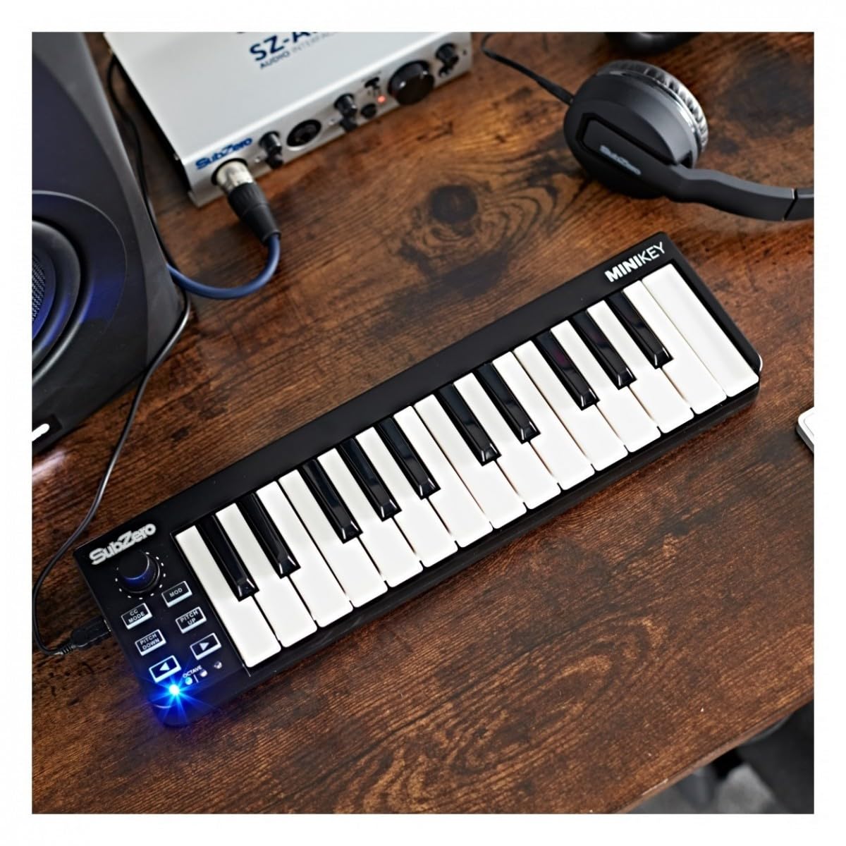 Controlador de teclado MIDI portátil con 25 teclas sensibles a la velocidad | Diseño compacto 13,5 pulgadas, conmutadores de octava integrados, modo CC para control MIDI completo