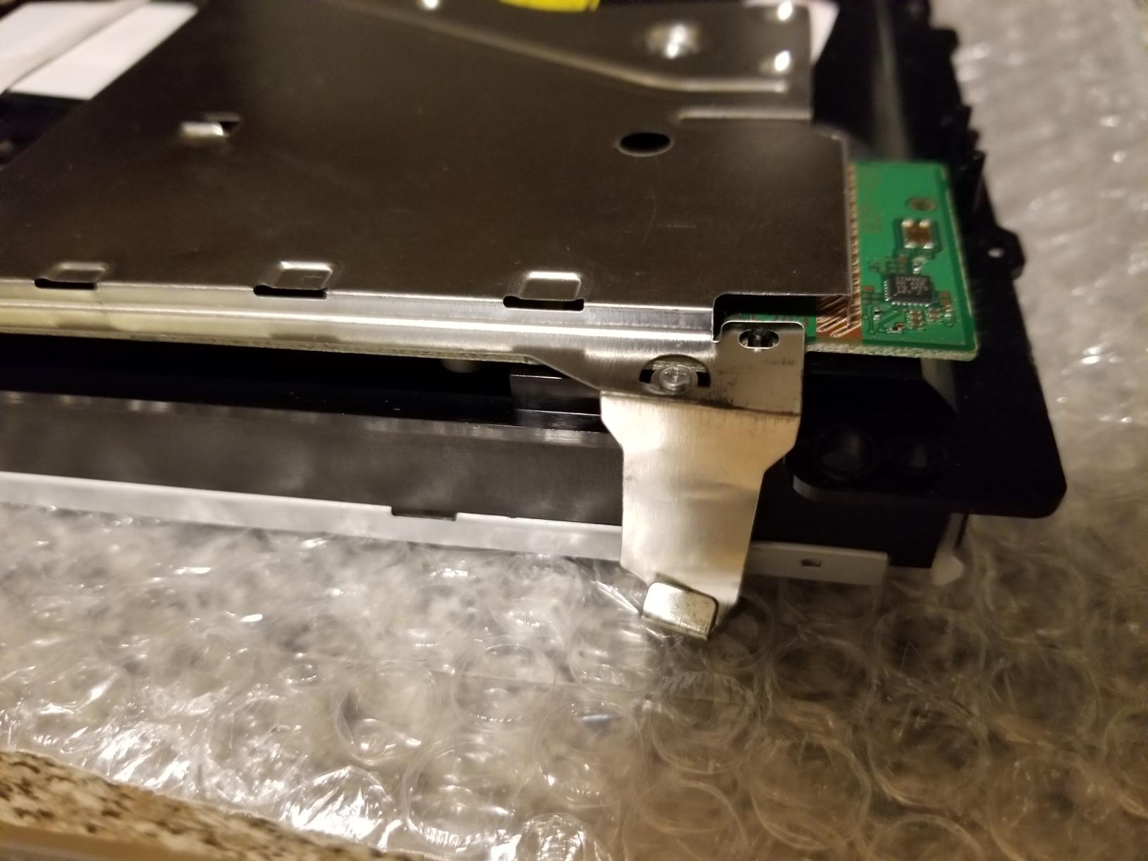 Unit&agrave; Blu-ray Sostitutiva Per Sony PS4 - Modello BDP-010 Per CUH-1001/1115A