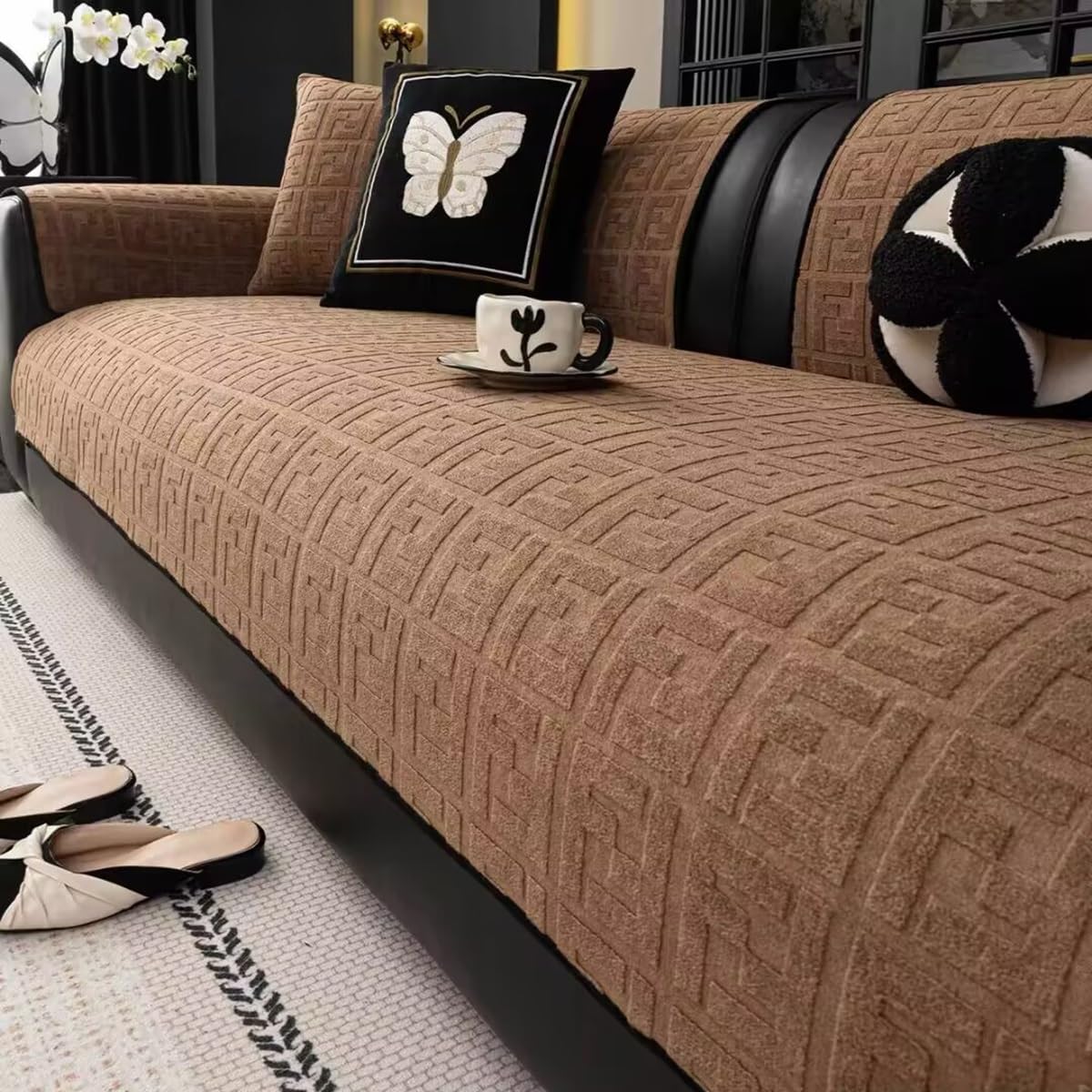 ZGWRYI Settee Covers 3 Seater,Thick Plush Sofa Covers Non Slip,Soft Warm Couch Seat Protector Pads Throws for Furniture Settees Corner Armchairs(Brown,90x260cm)