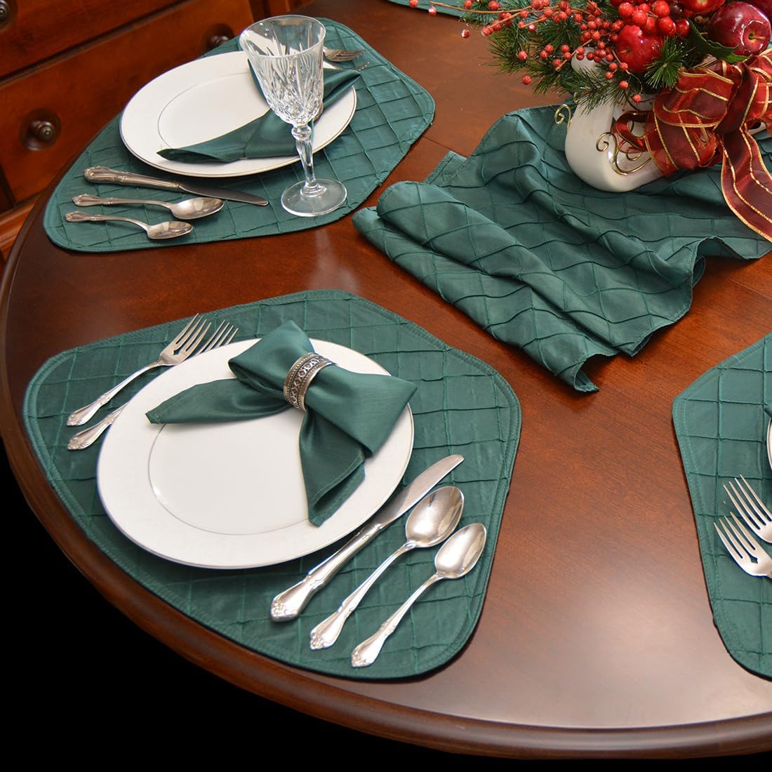 Sweet Pea Linens Forest Green Pintucked Wedge-Shaped Placemats - Set of Four Plus Center Round-Charger