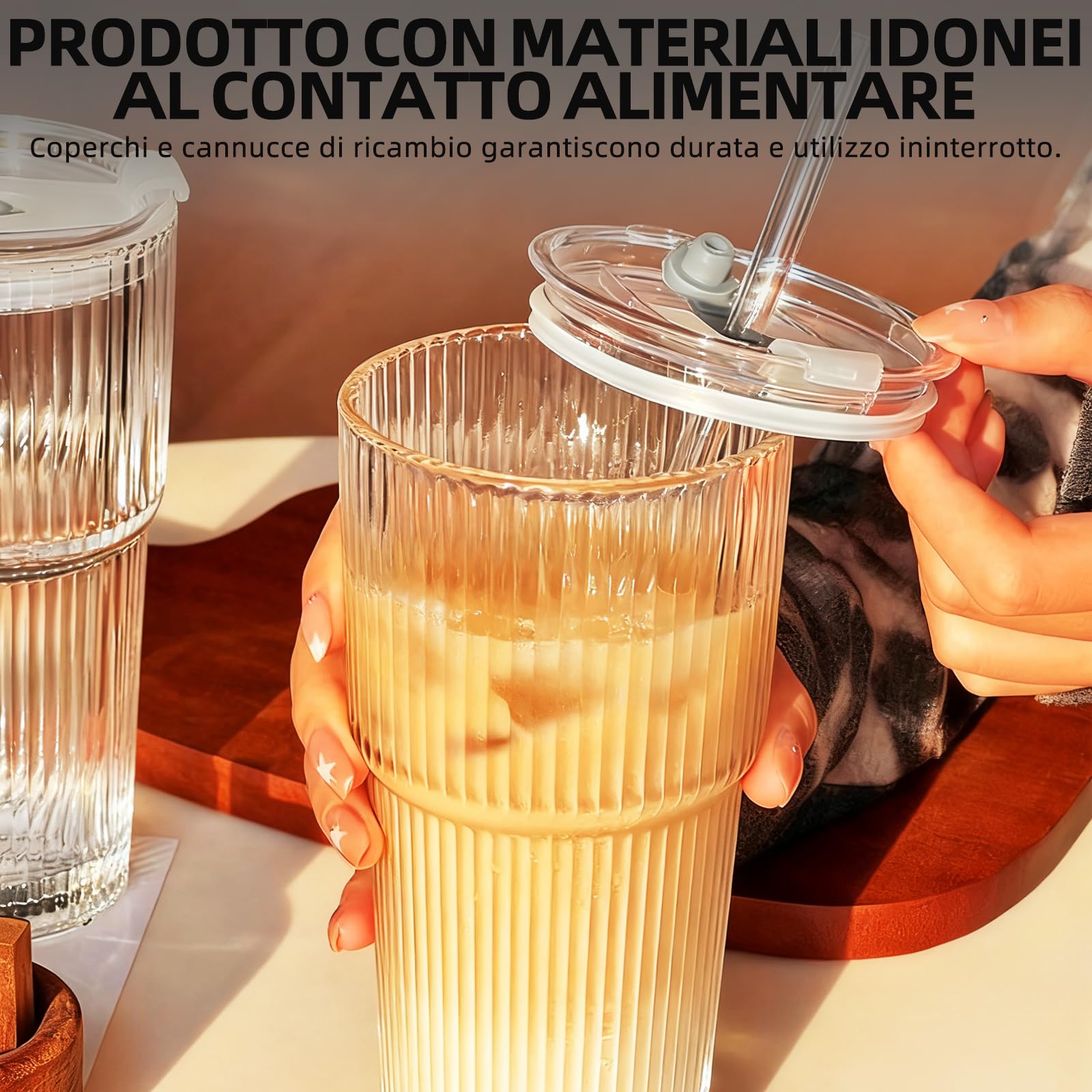 Yistoi 2 Pezzi 400ml Bicchieri da Acqua con Coperchio e Cannuccia, Coppe in Vetro Design Ermetico e Impermeabile, per Succhi, Smoothie, Caffè Freddo, Latte