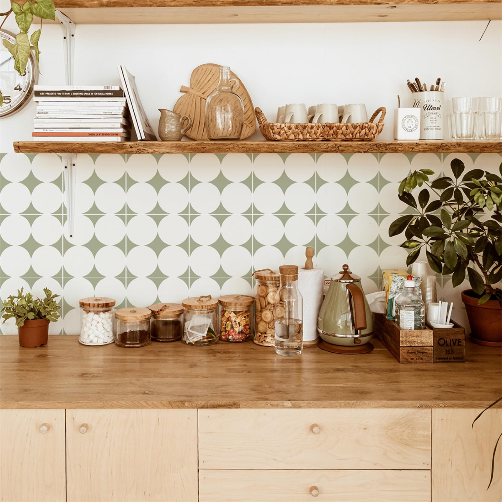 Peel and Stick Wall Tiles Circle Green White Tiles Self Adhesive PVC Home Decor Backsplash Kitchen Tile Stickers Waterproof Tile Stickers for Bathroom 15x15cm /20 Pcs