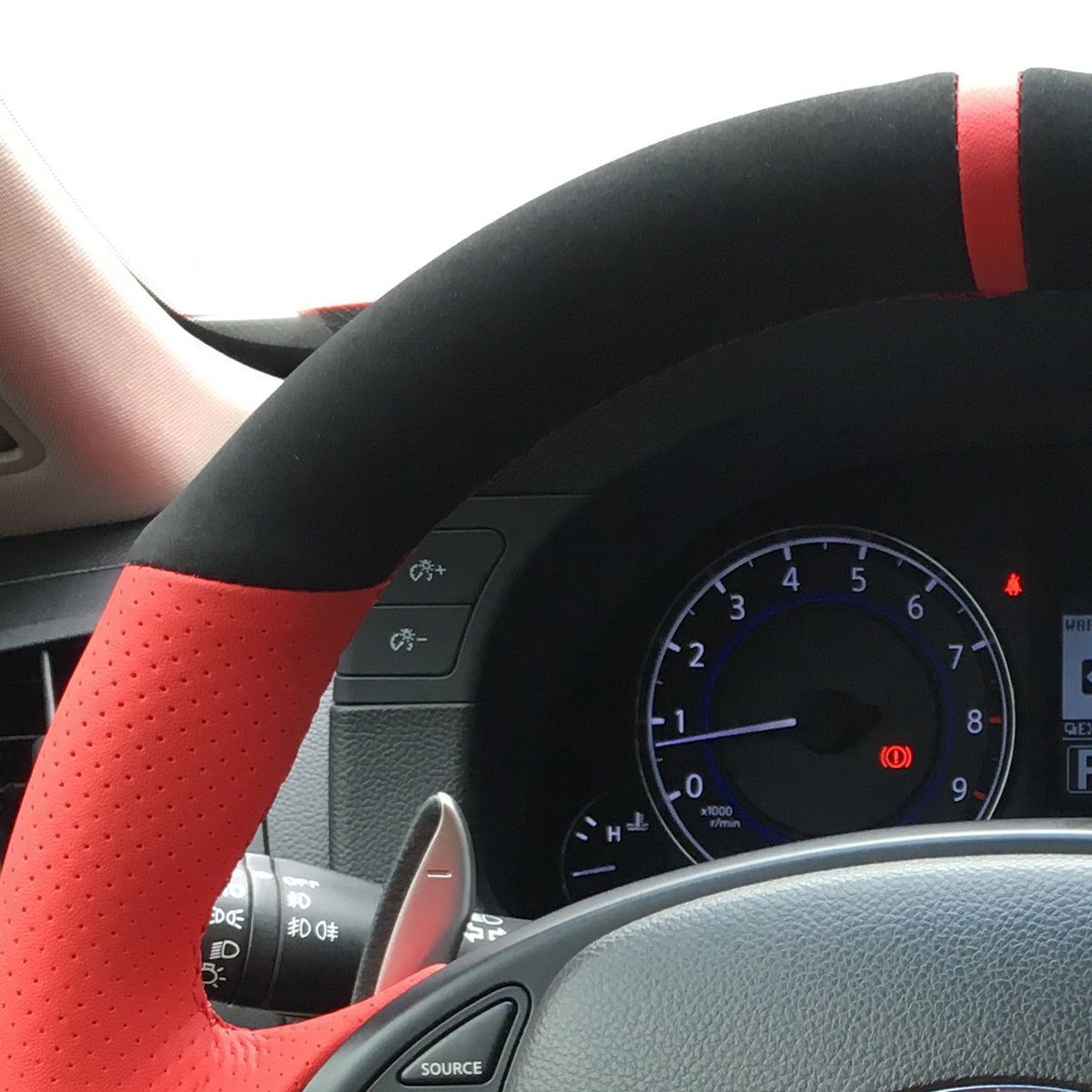 Personalizado rojo artificial cuero negro ante funda para volante de coche para Infiniti G25 G35 G37 QX50 EX25 EX35 EX37 2008 – 2013 con marcador rojo