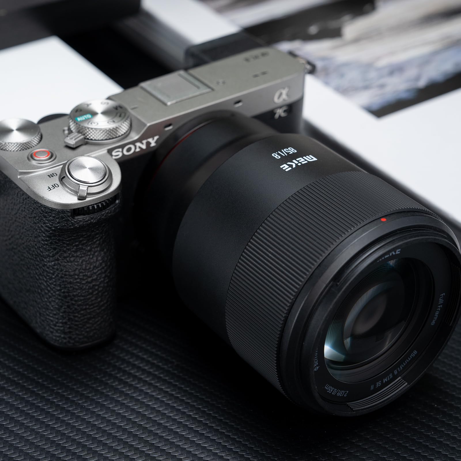 Meike 85mm F1.8 SE Mark II STM AF Lente de Retrato Auto Focus Manual de Telefoto Medio de Marco Completo Compatible con Cámaras Sin Espejo Sony E Mount A7 A7R A7IV A7R IV A7III A7SIII A9 A7C A7CII