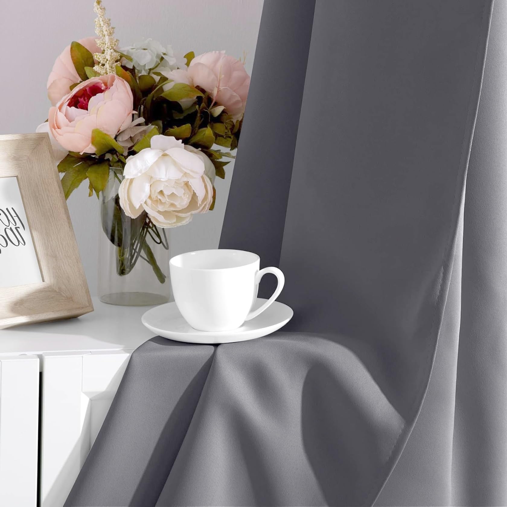Vorhänge Blickdicht mit Ösen 120 x 70 cm Thermo Vorhang Gegen Kälte Und Hitze Gardinen Kurz Vorhang Stores Gardine mit Ösen 2Er Set für Fenster Wohnzimmer, Hellgrau