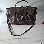 Review Image by Sese Sese