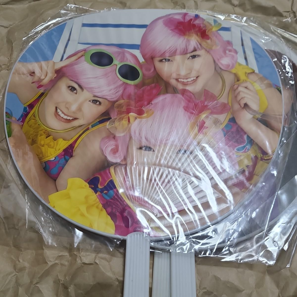Amazon.co.jp: モーニング娘。うちわ タンポポ 7人祭 プッチモニ 三人 