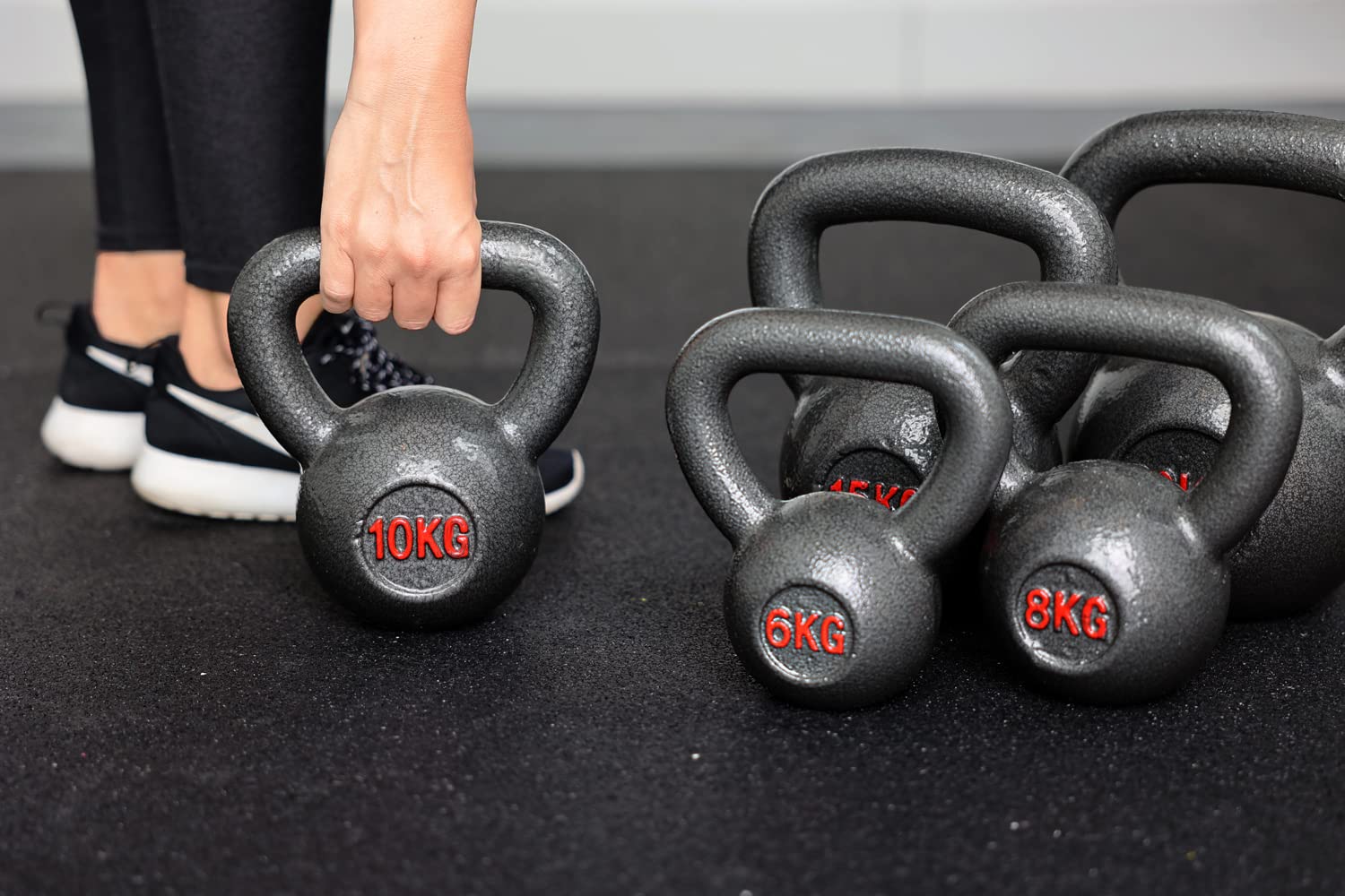 Vivol Kettlebell 15 kg żeliwny – hantle kulowe żeliwne do treningu siłowego, crossfitu i fitnessu w domu – od 6 kg do 20 kg