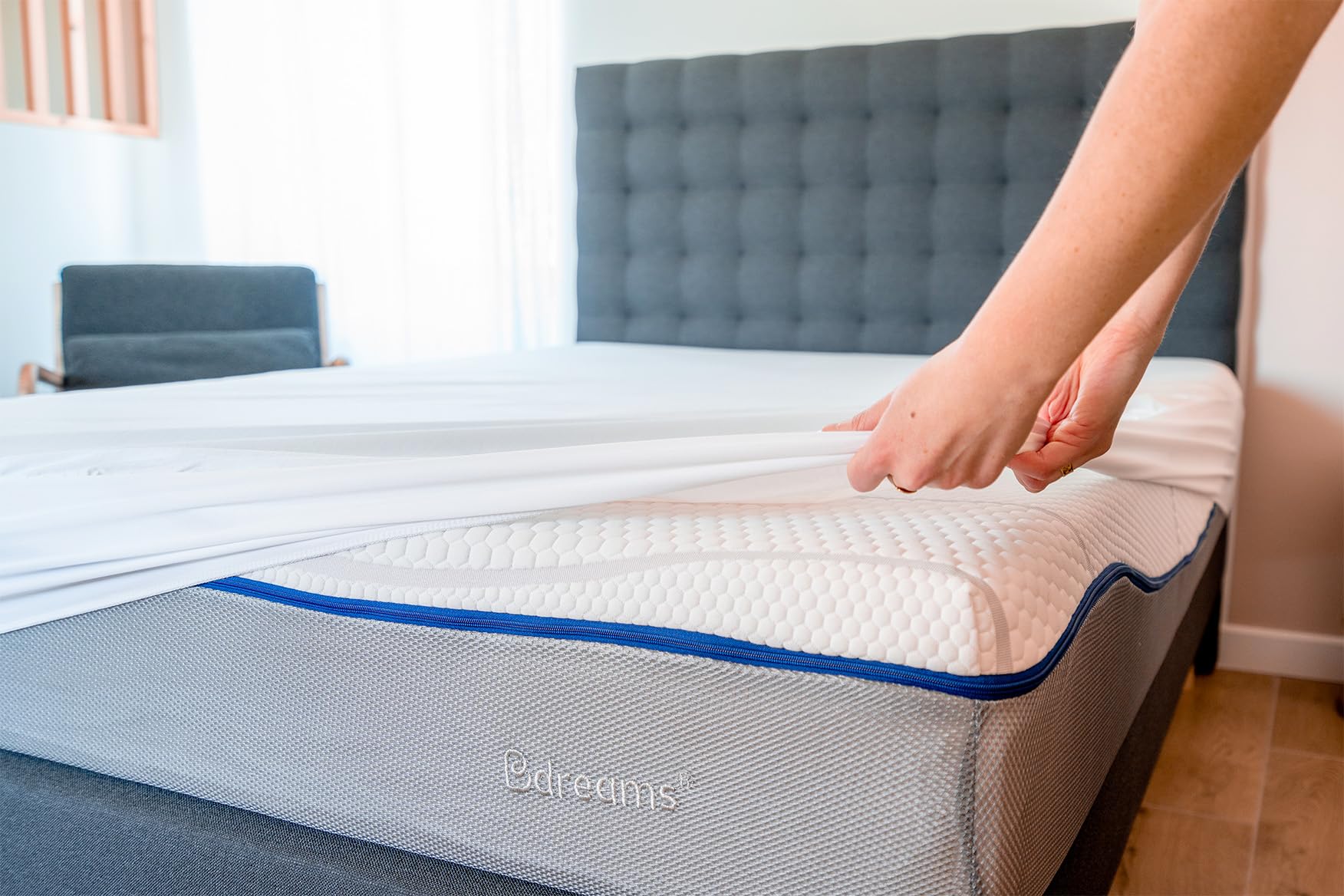 Protège Matelas imperméable 200 x 200cm - Alèse/Drap Housse - 2 en 1 Hyper Respirant - Hypoallergénique - Anti Acariens (200_x_200_cm)