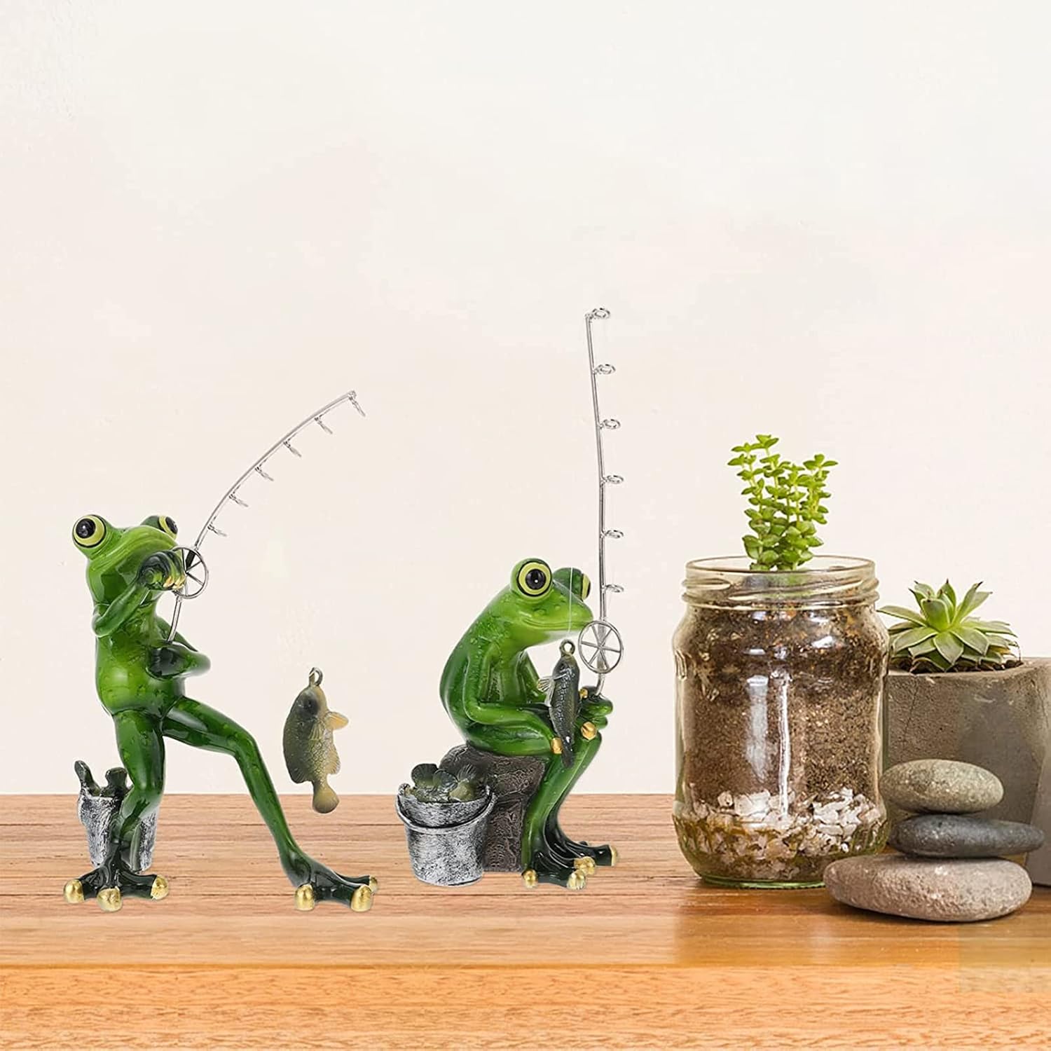 Queemie® Funny Fishing Frogs Statues, 2pcs Mascot Animals Ornaments Anglers Lovers Collectible Figurines Sculptures for Outdoor Lawn Yard Garden Home Office Desk Decoration - Image 8