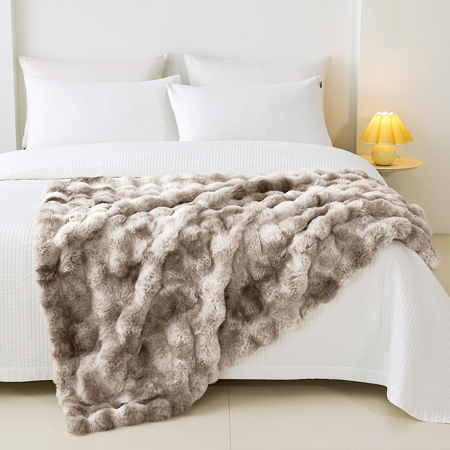 Faux Rabbit Fur Throw Blanket for Couch, Fluffy Warm Plush Thick Bubble Blanket for Bed Sofa Living Room, Soft Cozy Furry Blanket, 50x60 inches, Tie-dye Khaki