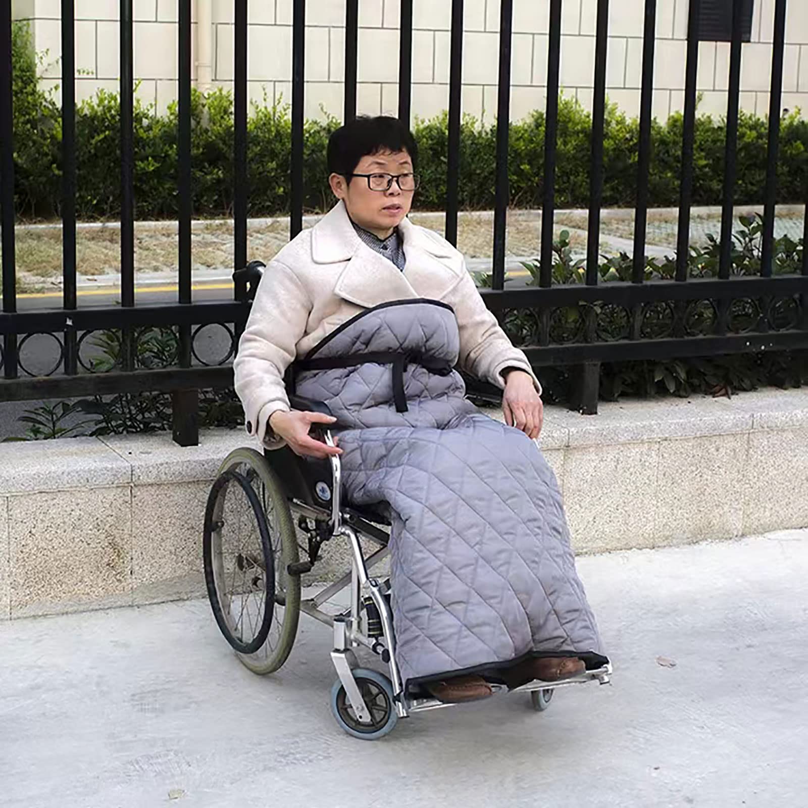Manta de invierno para silla de ruedas, forro polar impermeable, cómoda, mantiene caliente la parte inferior del cuerpo y las piernas, saco de dormir cortavientos, funda de forro polar para silla de