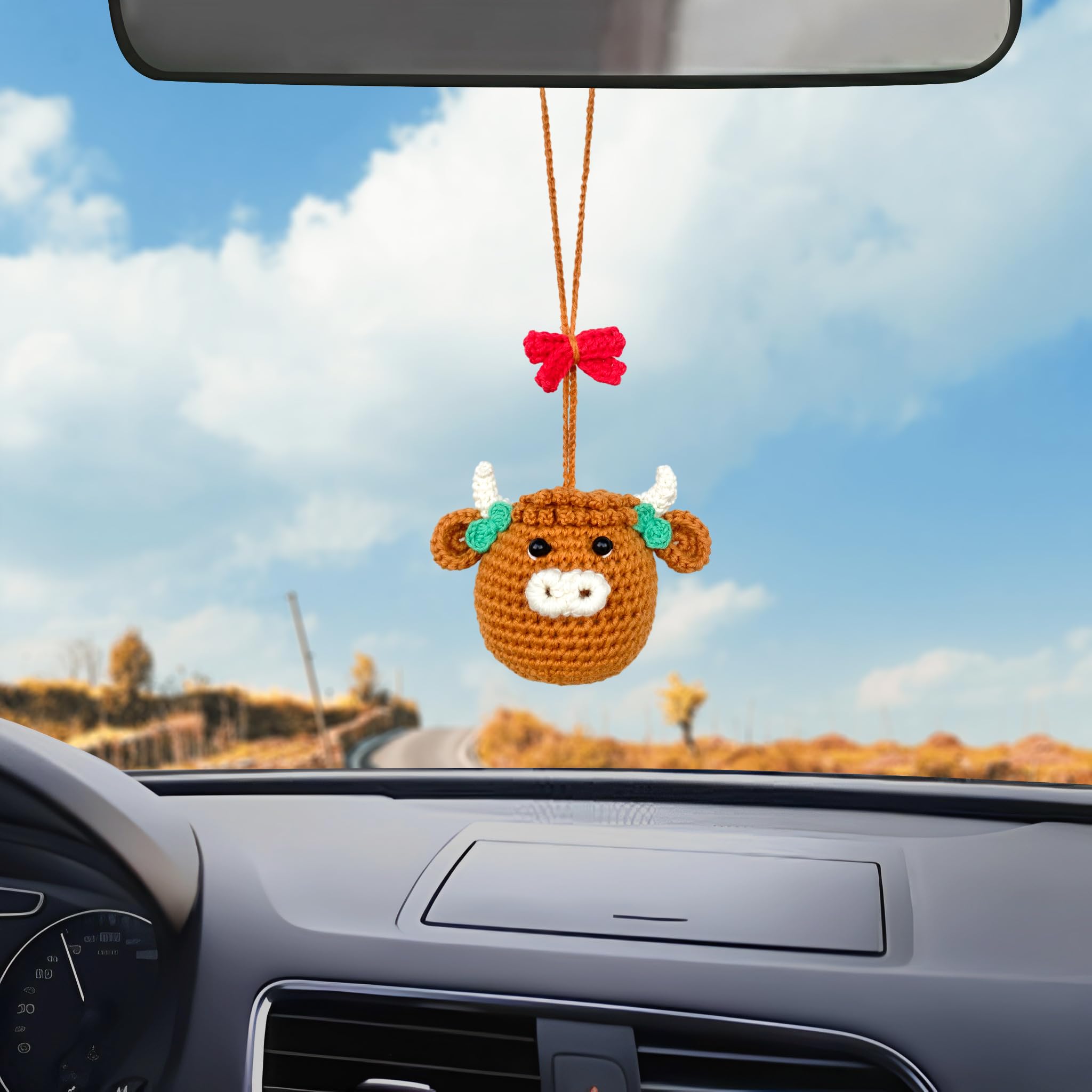 MADE BY BUNNY Car Mirror Hanging Charms Accessories, Rearview Mirror Decor, Handmade Gift for her, Cool Swinging Duck Car Hanging Ornament, usable as House Decoration (Highland Cow)